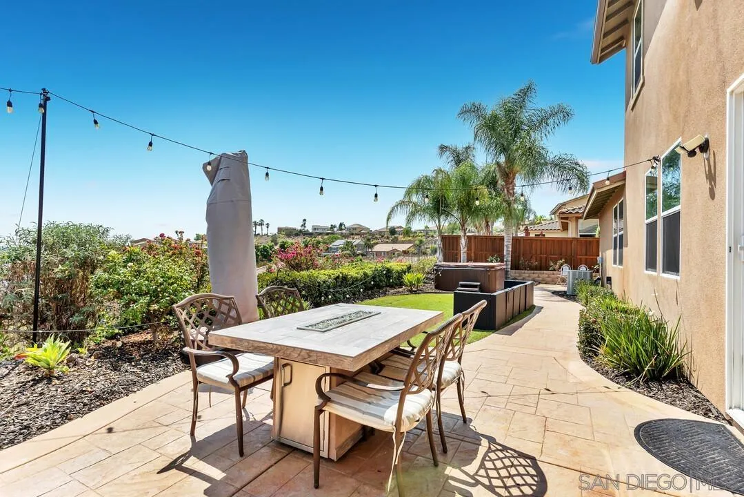 https://cdn.realtyfeed.com/cdn/127/260019669/d596f0716016f2b0f1464a357f18e3ca.webp