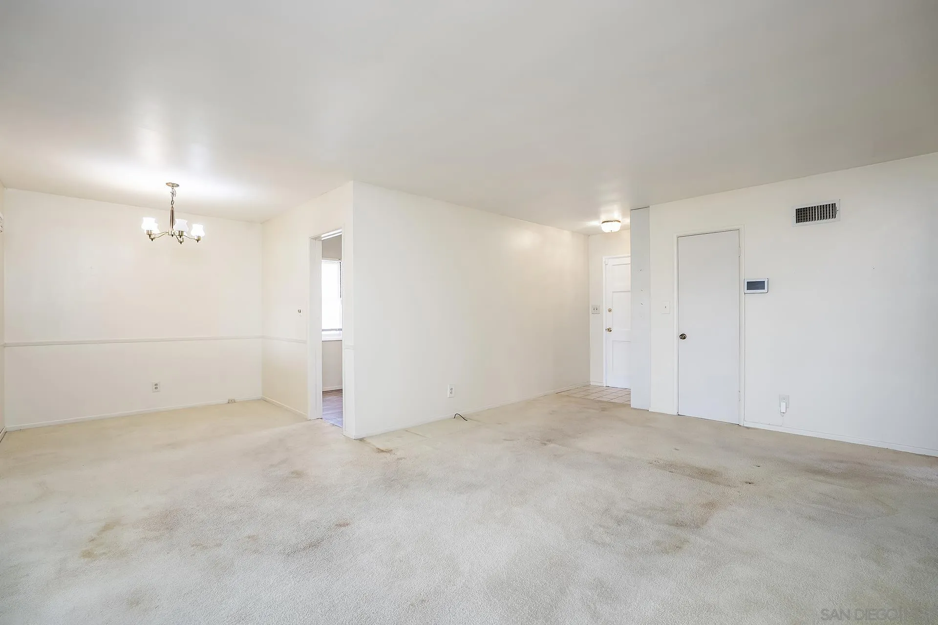 https://cdn.realtyfeed.com/cdn/127/260019673/35934e8c57a0de60f2f9f29b1773b008.webp