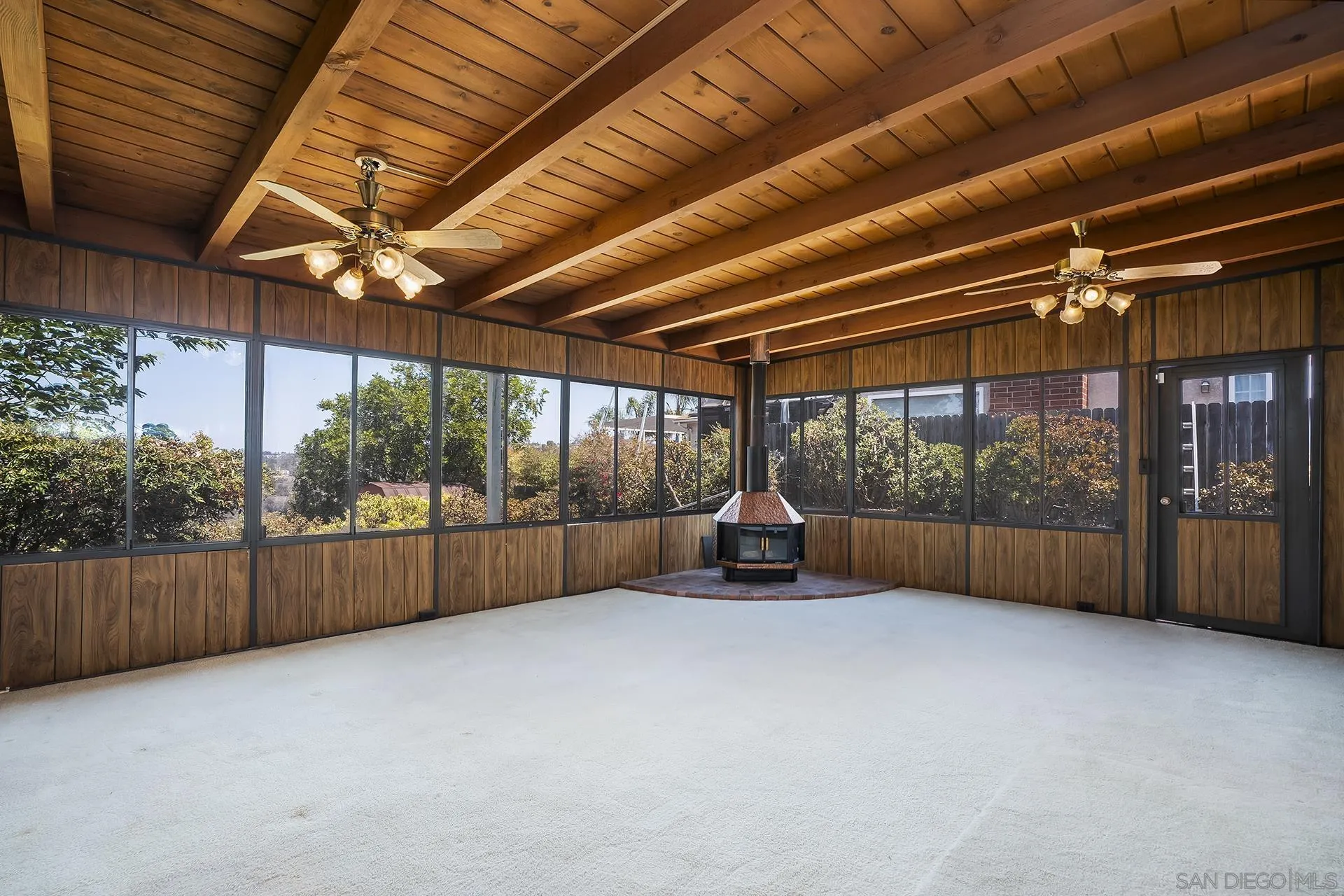 https://cdn.realtyfeed.com/cdn/127/260019673/6318be791c7ed9ae3c801637e738e2e5.webp