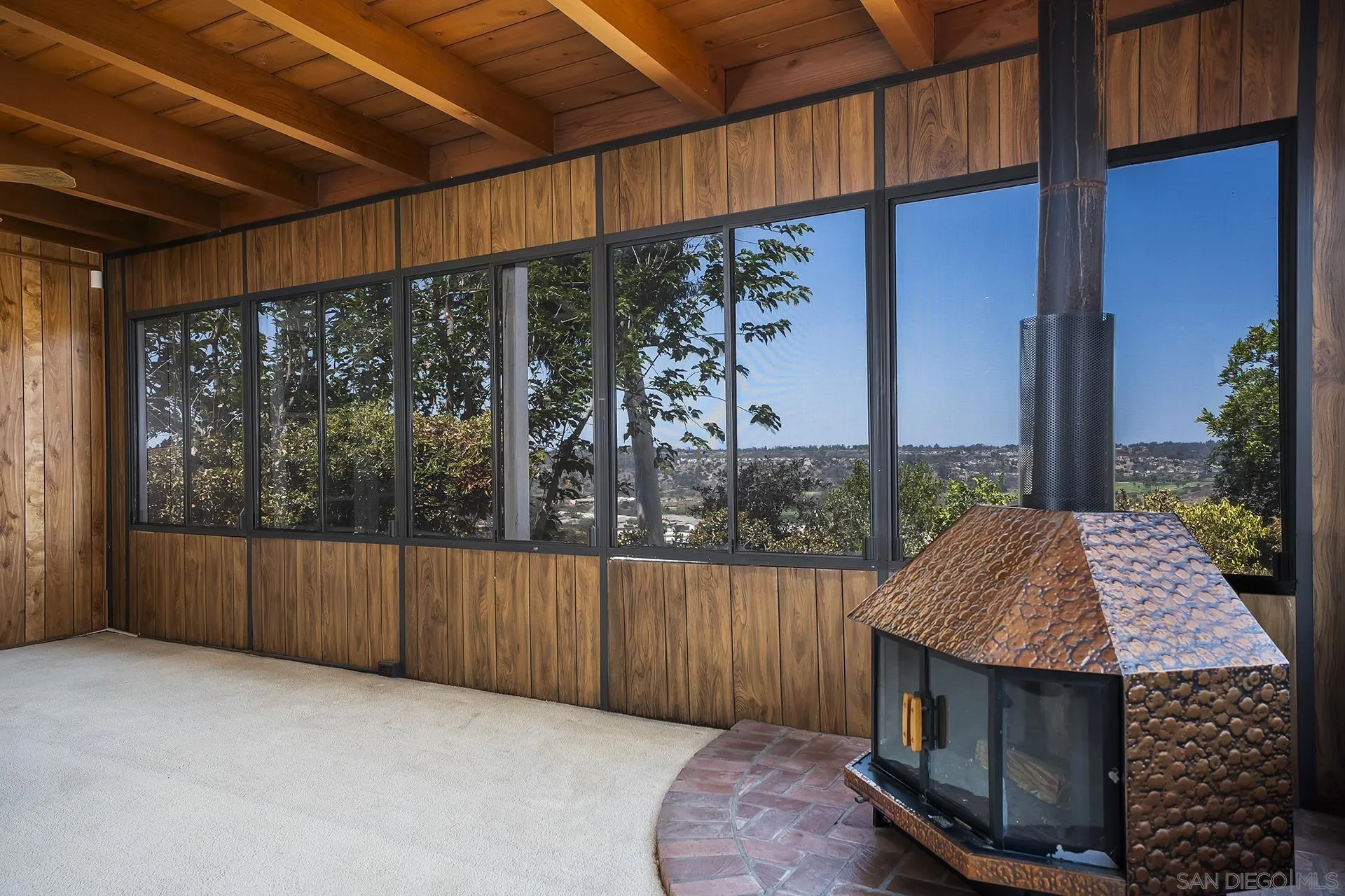 https://cdn.realtyfeed.com/cdn/127/260019673/7ceb96c862fb8881c96c337a43ea27ea.webp