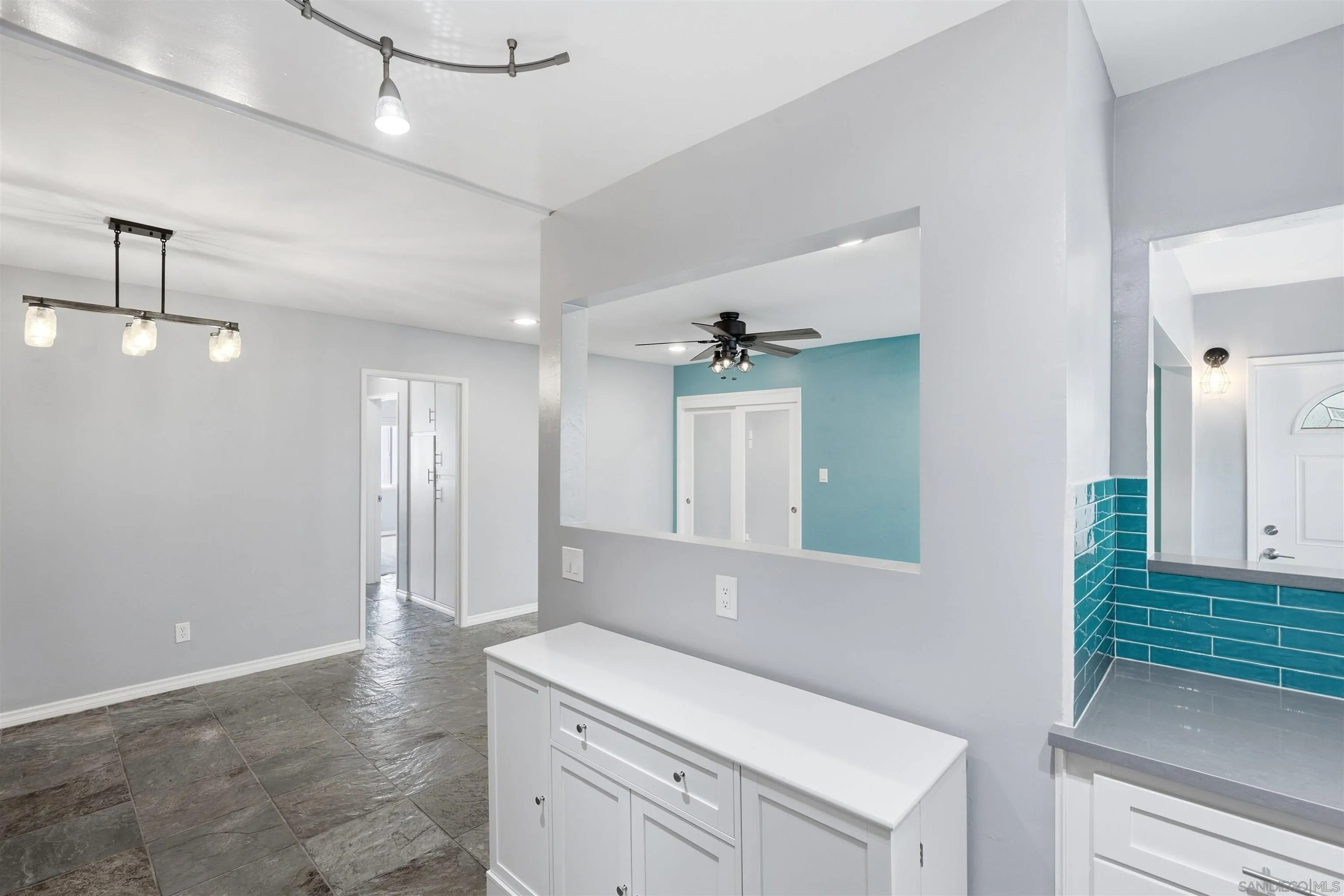 https://cdn.realtyfeed.com/cdn/127/260019675/7507c6180aa3c186ec39b28deb1b4500.webp