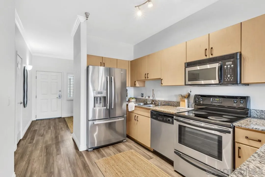 1643 6th Ave. Unit 415, San Diego, CA 92101 - Photo 3 of 34, San Diego, CA
