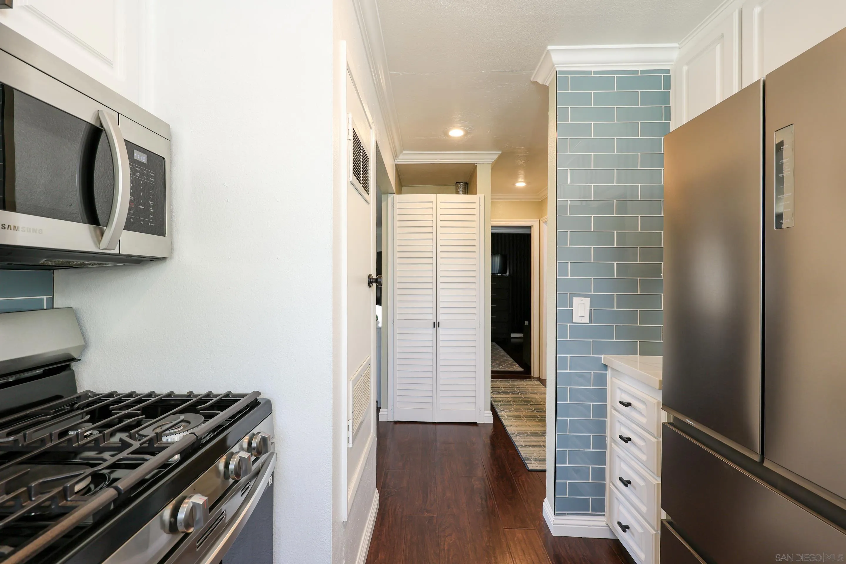 Photo #10: 260019677 Listing: Photo #10