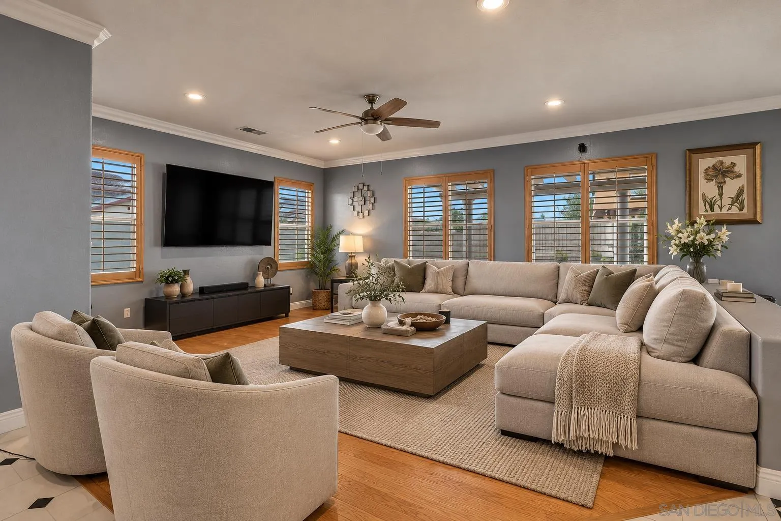 https://cdn.realtyfeed.com/cdn/127/260019678/014cbd89be42128bacf2a999141a9c5d.webp