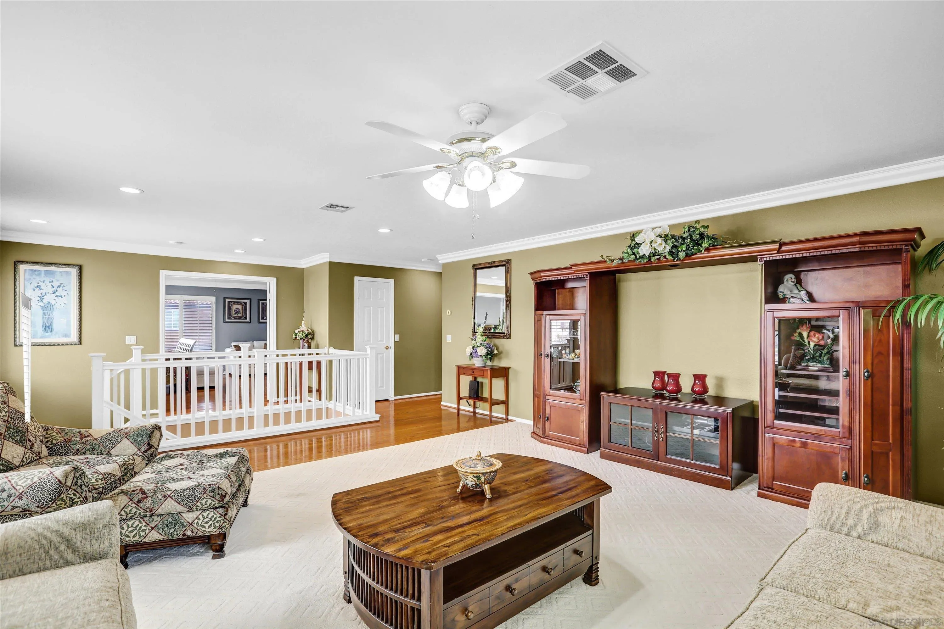 https://cdn.realtyfeed.com/cdn/127/260019678/b756a69621bf44b8b80b9835e49c6b60.webp