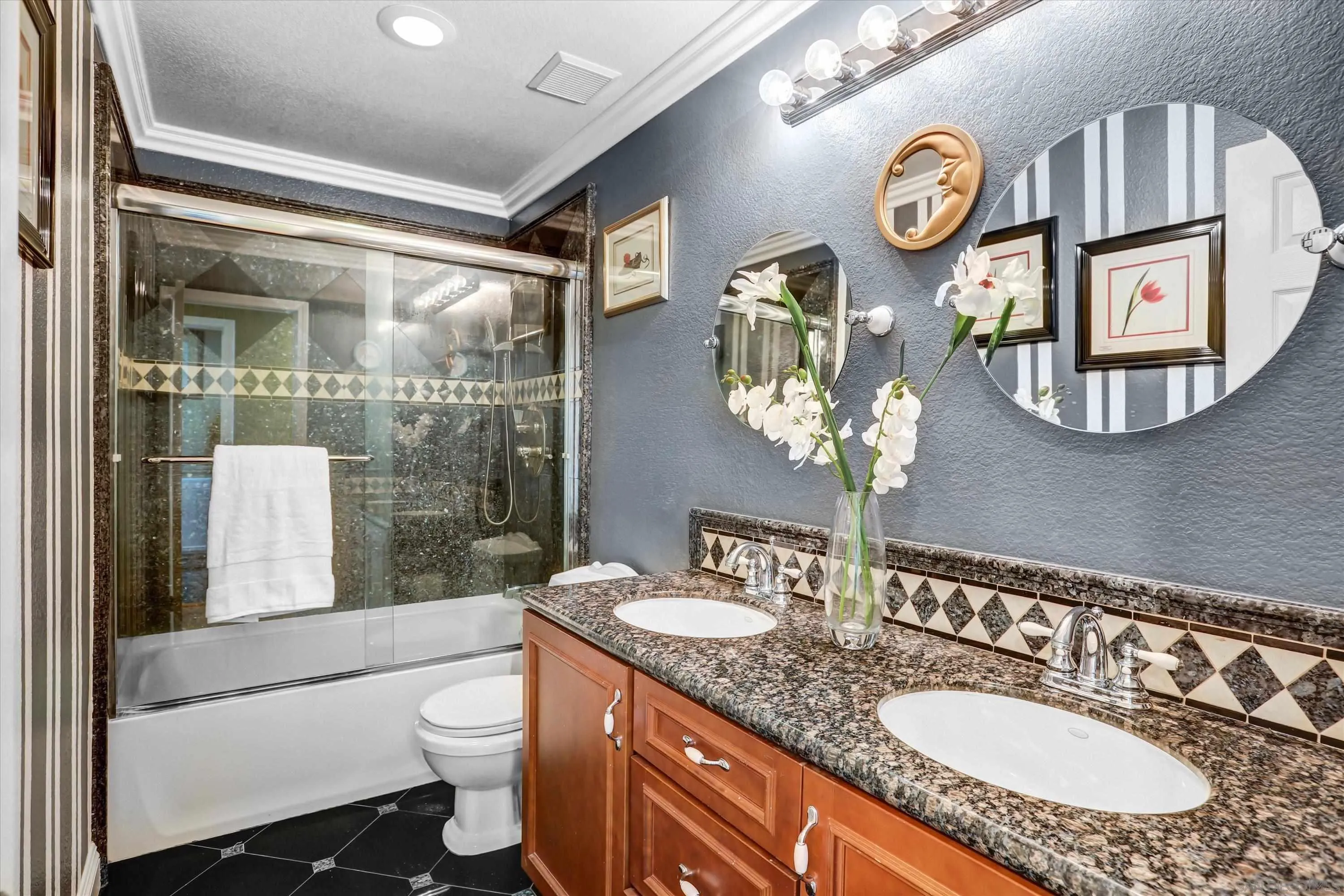 https://cdn.realtyfeed.com/cdn/127/260019678/c9633a6fe9fa8591ddaa47c4681c7546.webp