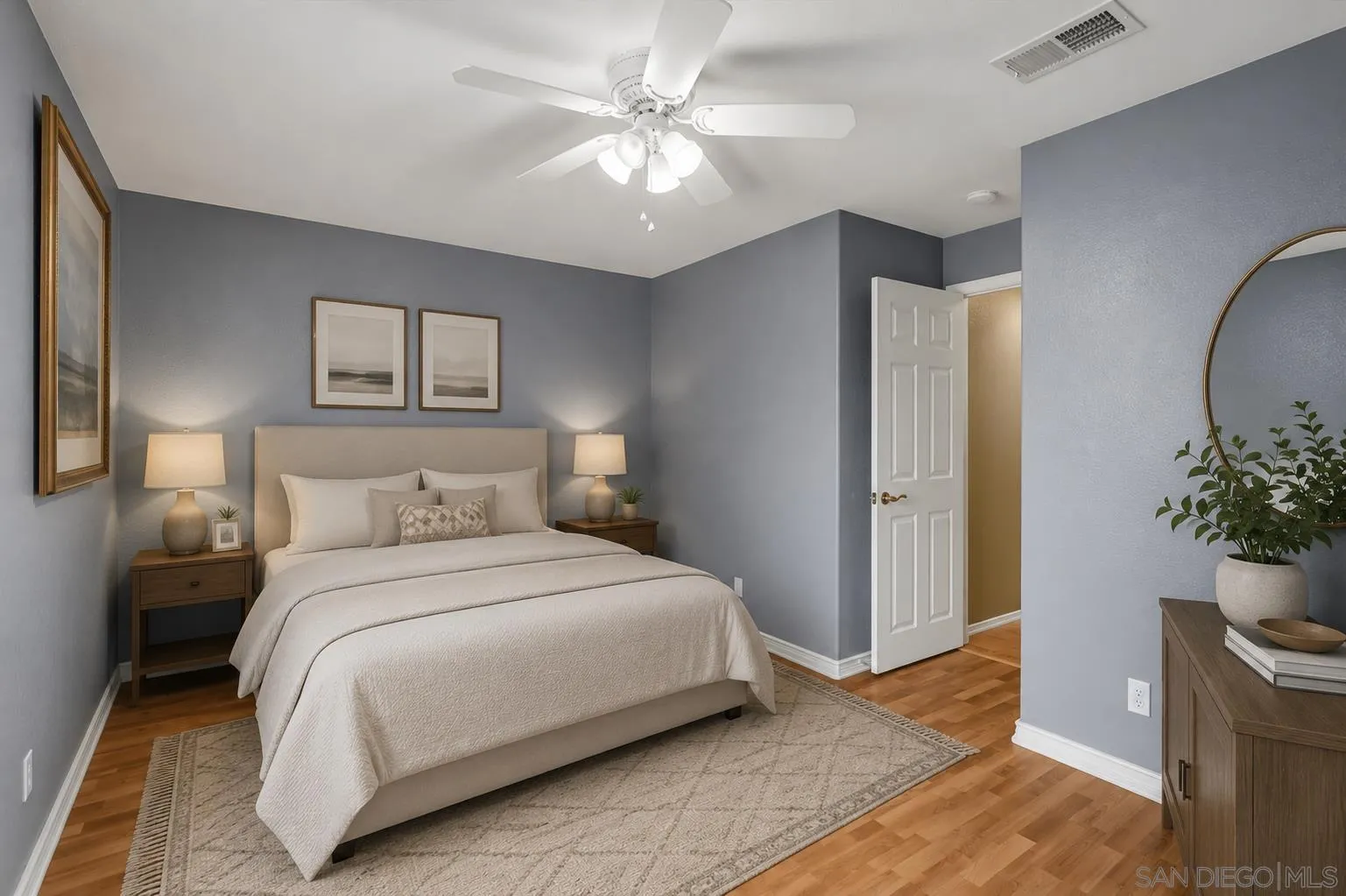 https://cdn.realtyfeed.com/cdn/127/260019678/dc3e95f1a18f44ff6cf22011c3307bad.webp