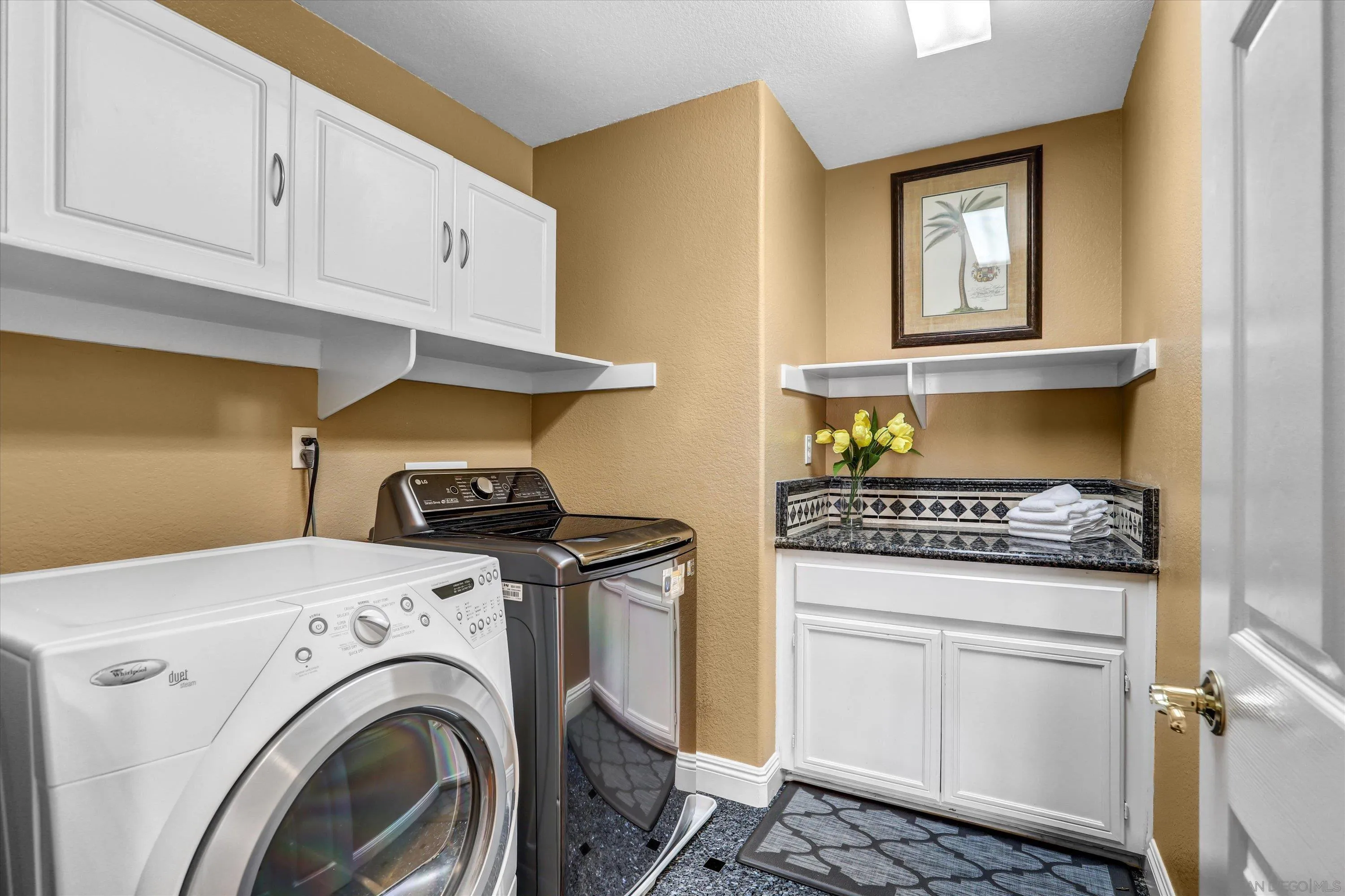 https://cdn.realtyfeed.com/cdn/127/260019678/e6a4644531f17432ed06315f60643117.webp