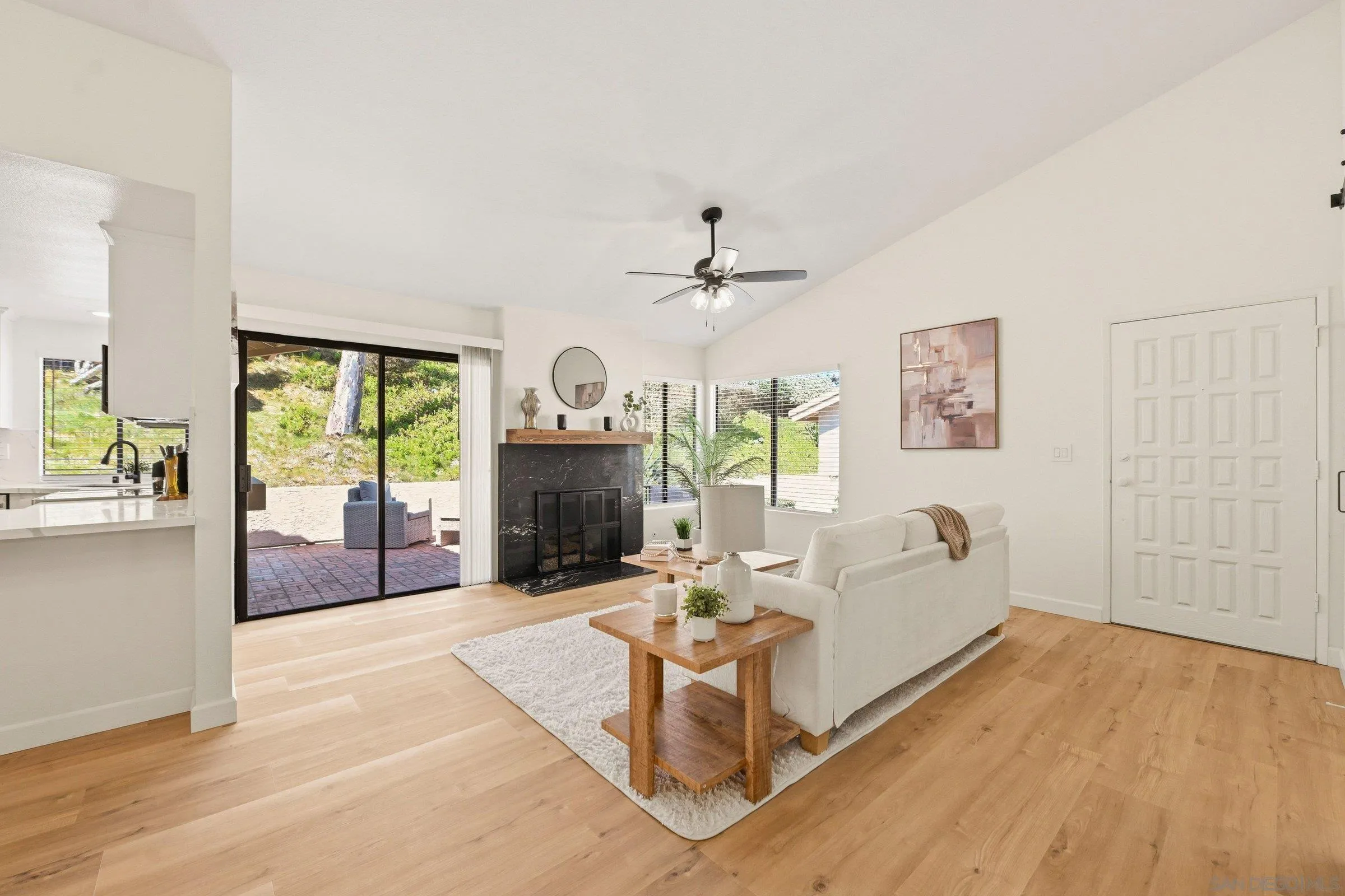 Photo #12: 260019679 Listing: Photo #12