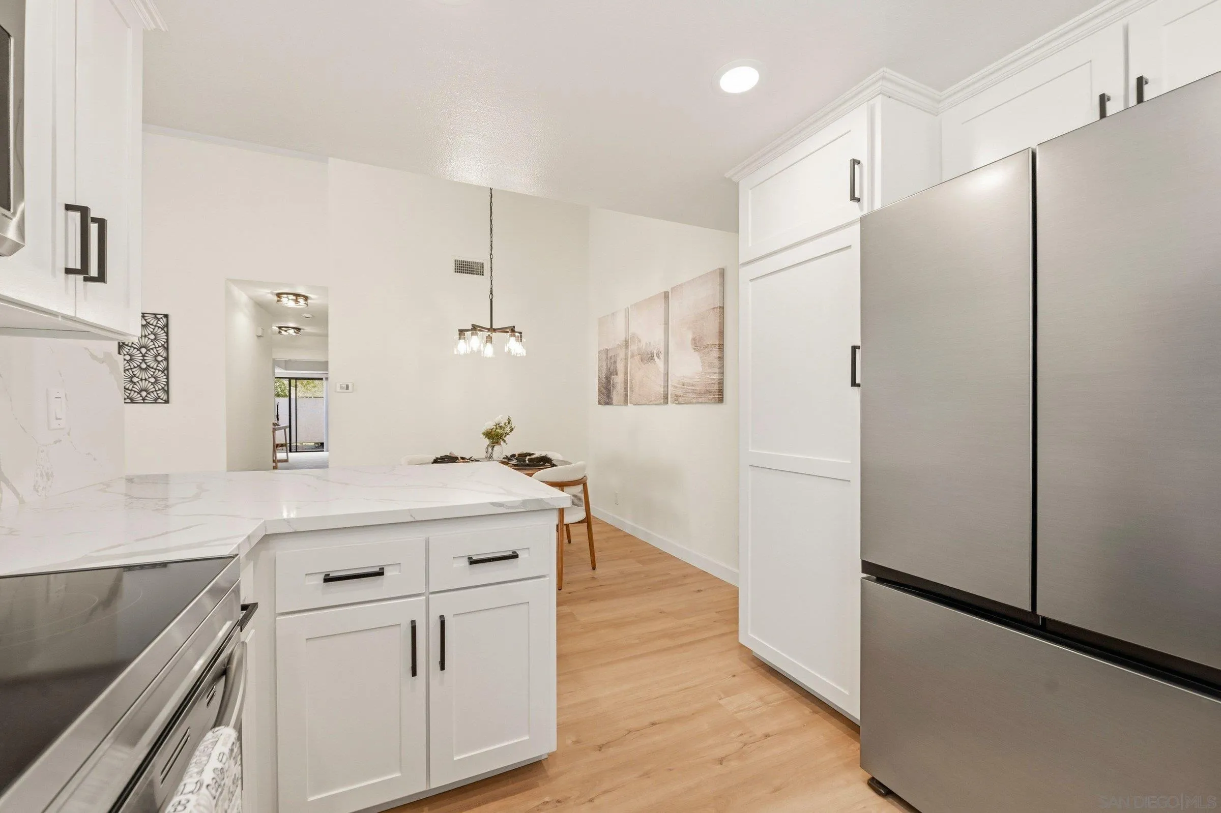 Photo #9: 260019679 Listing: Photo #9