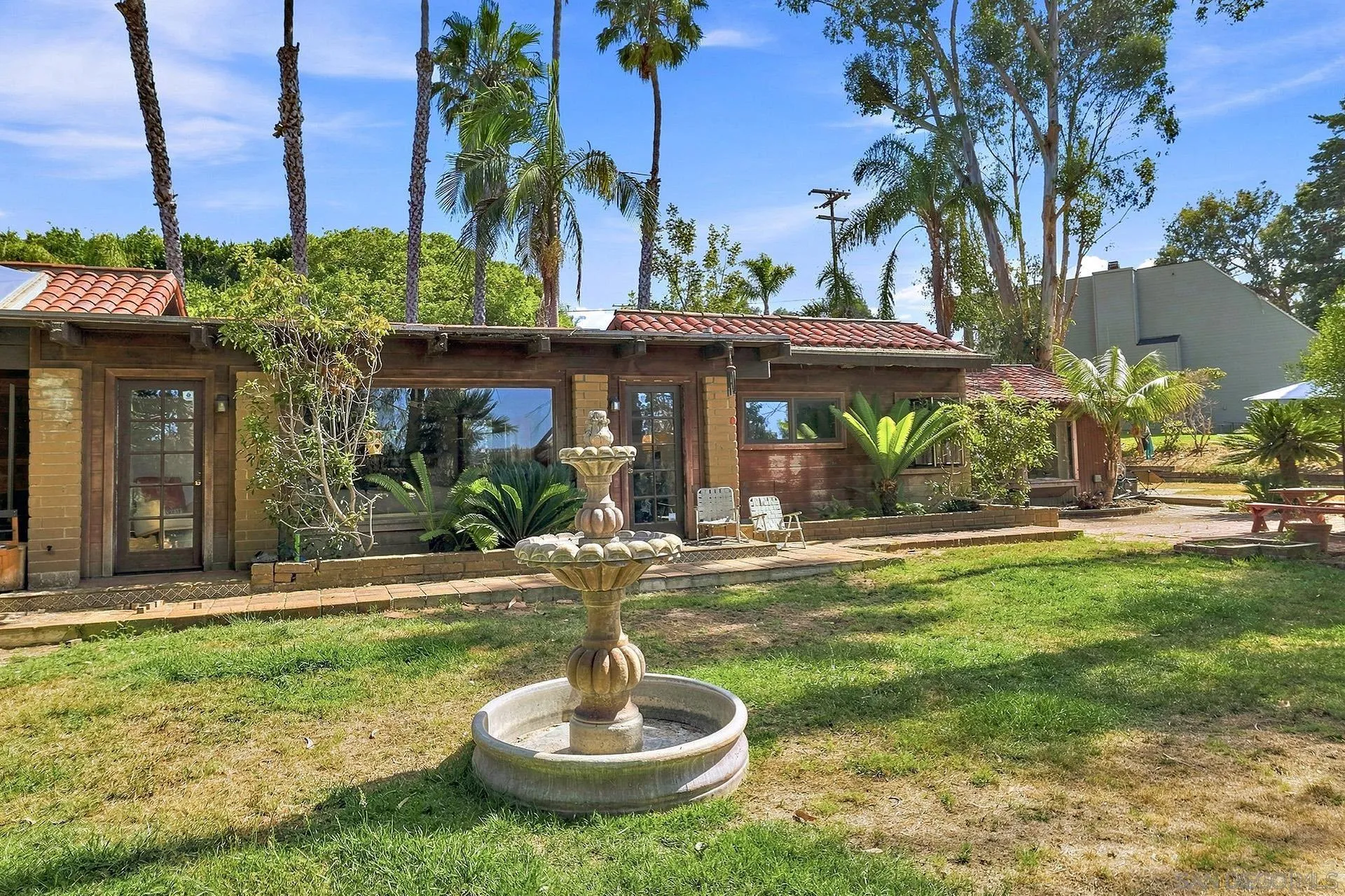 https://cdn.realtyfeed.com/cdn/127/260019681/65c62c8eb552b9ec244155e20fe58c78.webp