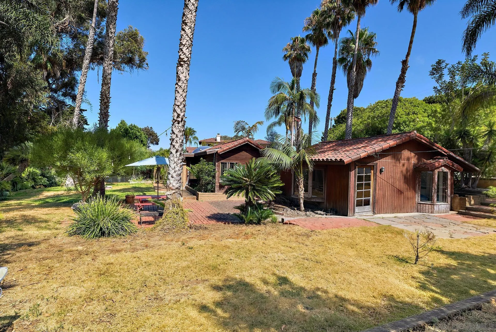 https://cdn.realtyfeed.com/cdn/127/260019681/68fbdbc8d6109cf18bdddb20968a946d.webp