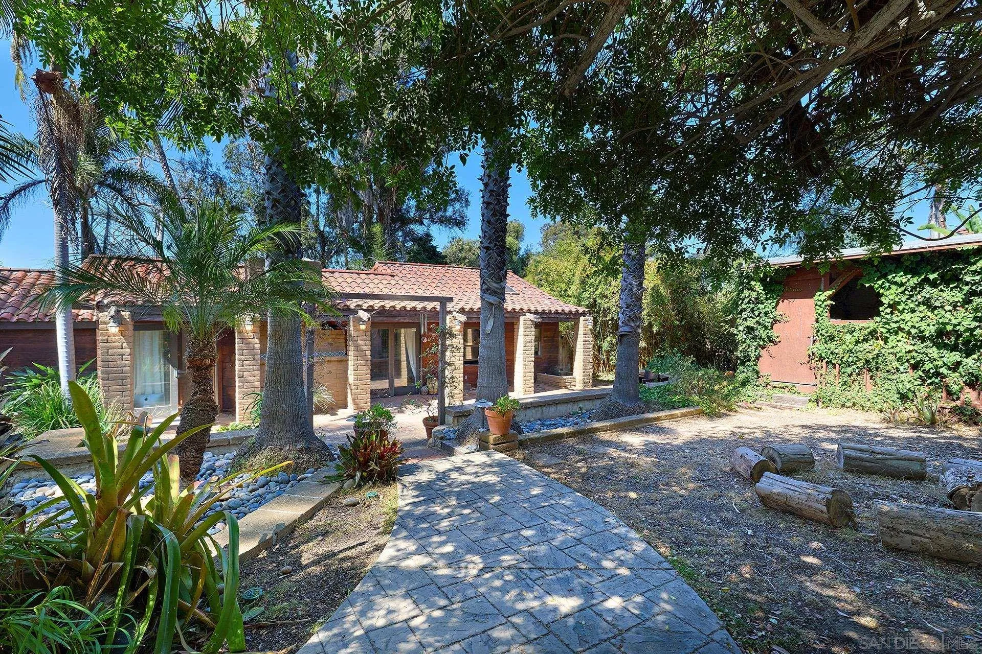 https://cdn.realtyfeed.com/cdn/127/260019681/88b9248ce72f1abdbde4e3bc475a6e37.webp