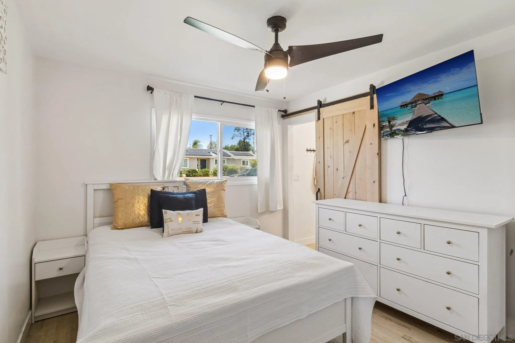 https://cdn.realtyfeed.com/cdn/127/260019684/7e1b684aab1ee5d751edc1bf2217903a.webp