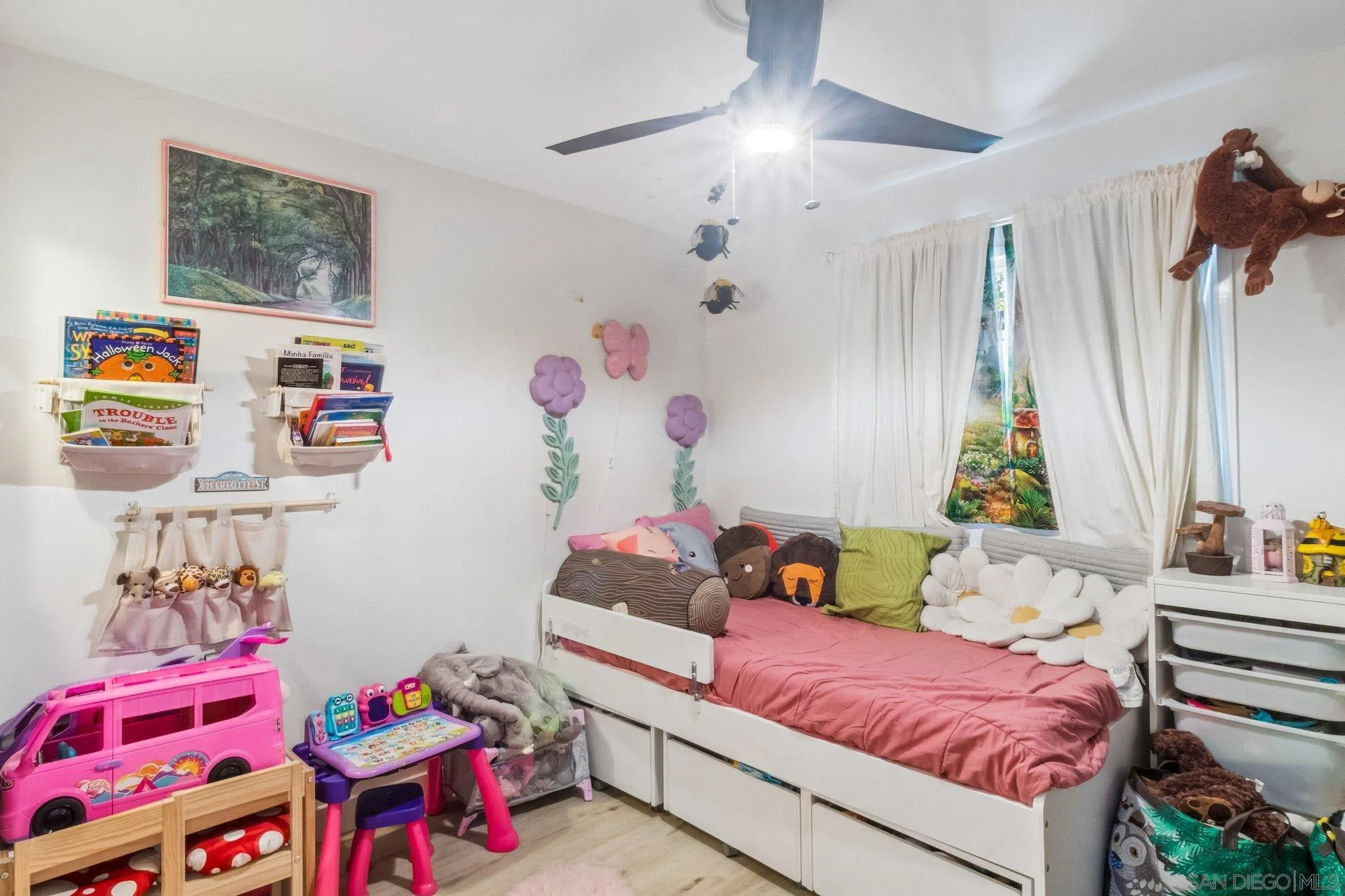 https://cdn.realtyfeed.com/cdn/127/260019684/957f2829036e7f8a18b3c9f161a99bc1.webp