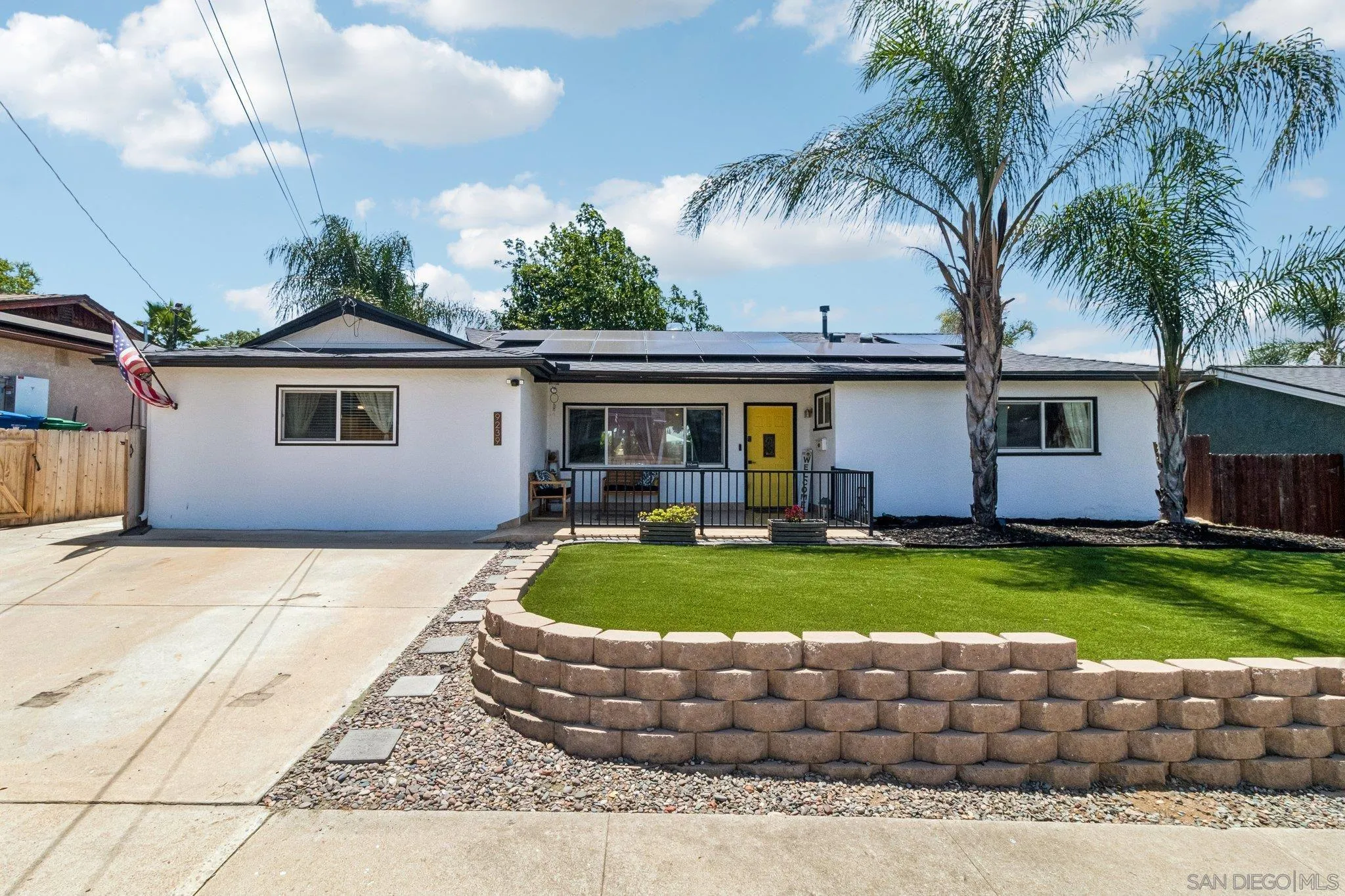 https://cdn.realtyfeed.com/cdn/127/260019684/9cb90060ece02e4112c4d512a6b7da31.webp