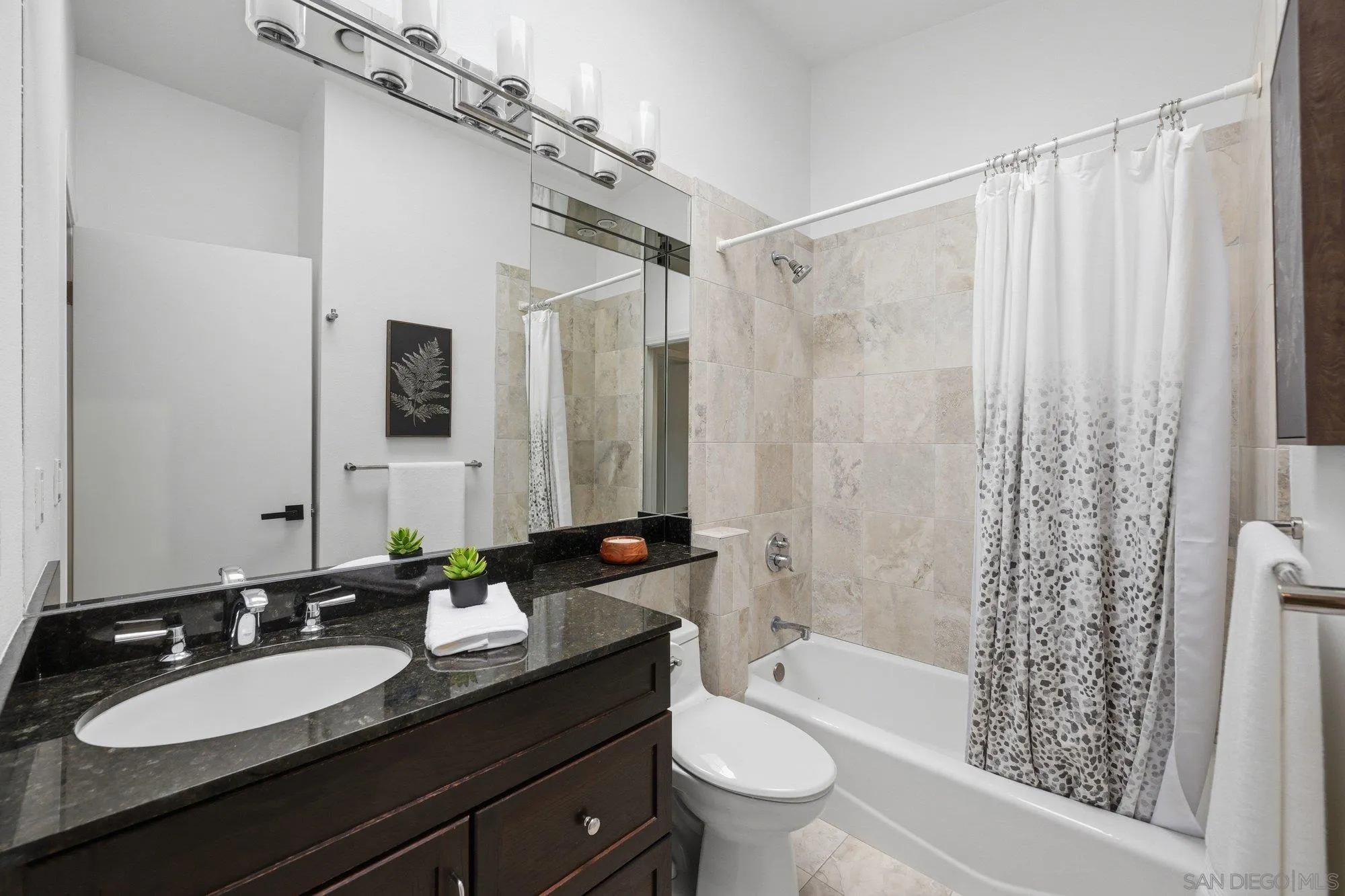 Photo #30: 260019686 Listing: Photo #30