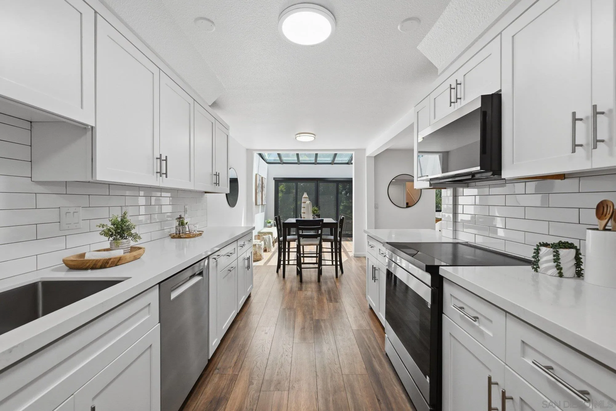 Photo #17: 260019686 Listing: Photo #17