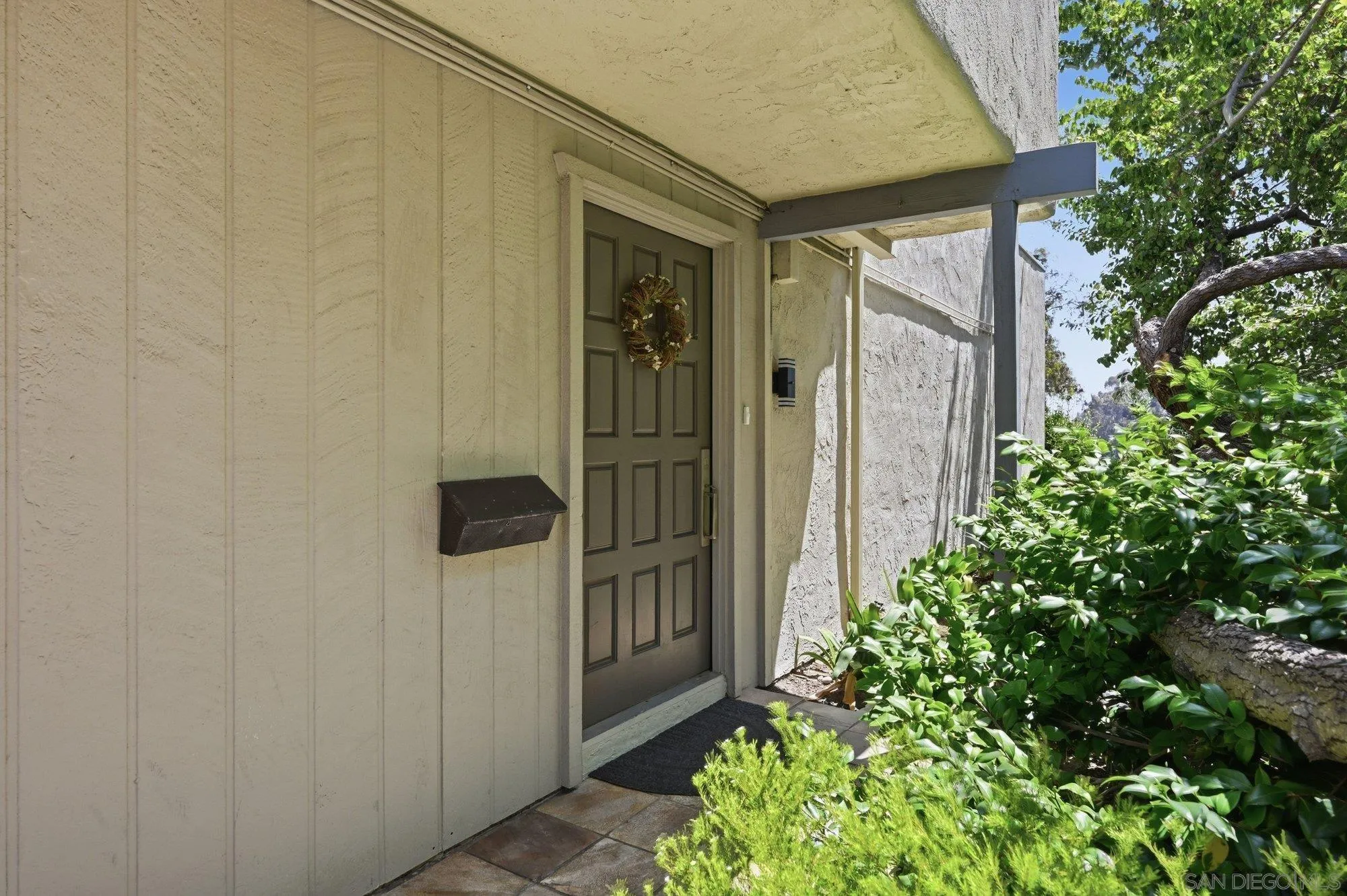 Photo #2: 260019686 Listing: Photo #2