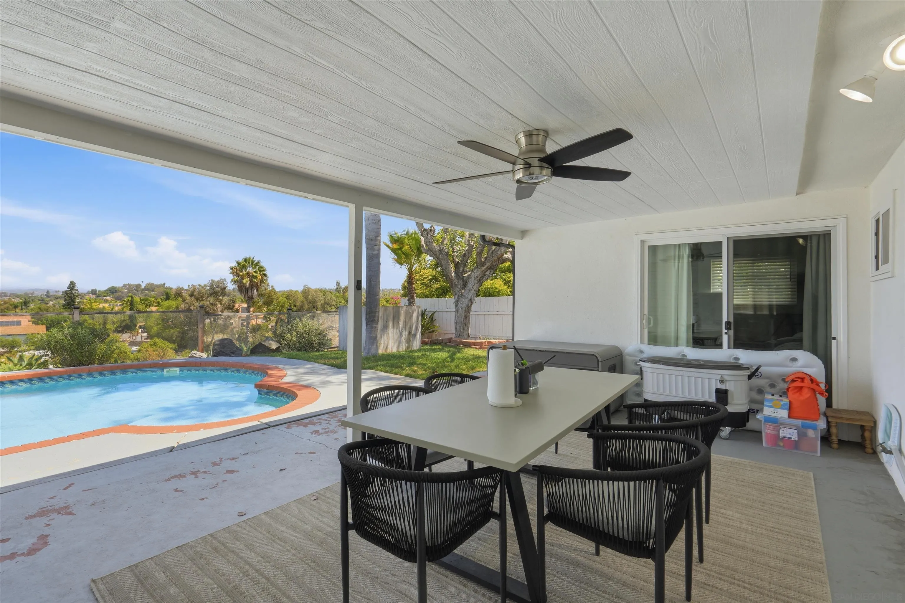 https://cdn.realtyfeed.com/cdn/127/260019694/2f26288a8f524253ec97a5ba2ed5fb93.webp