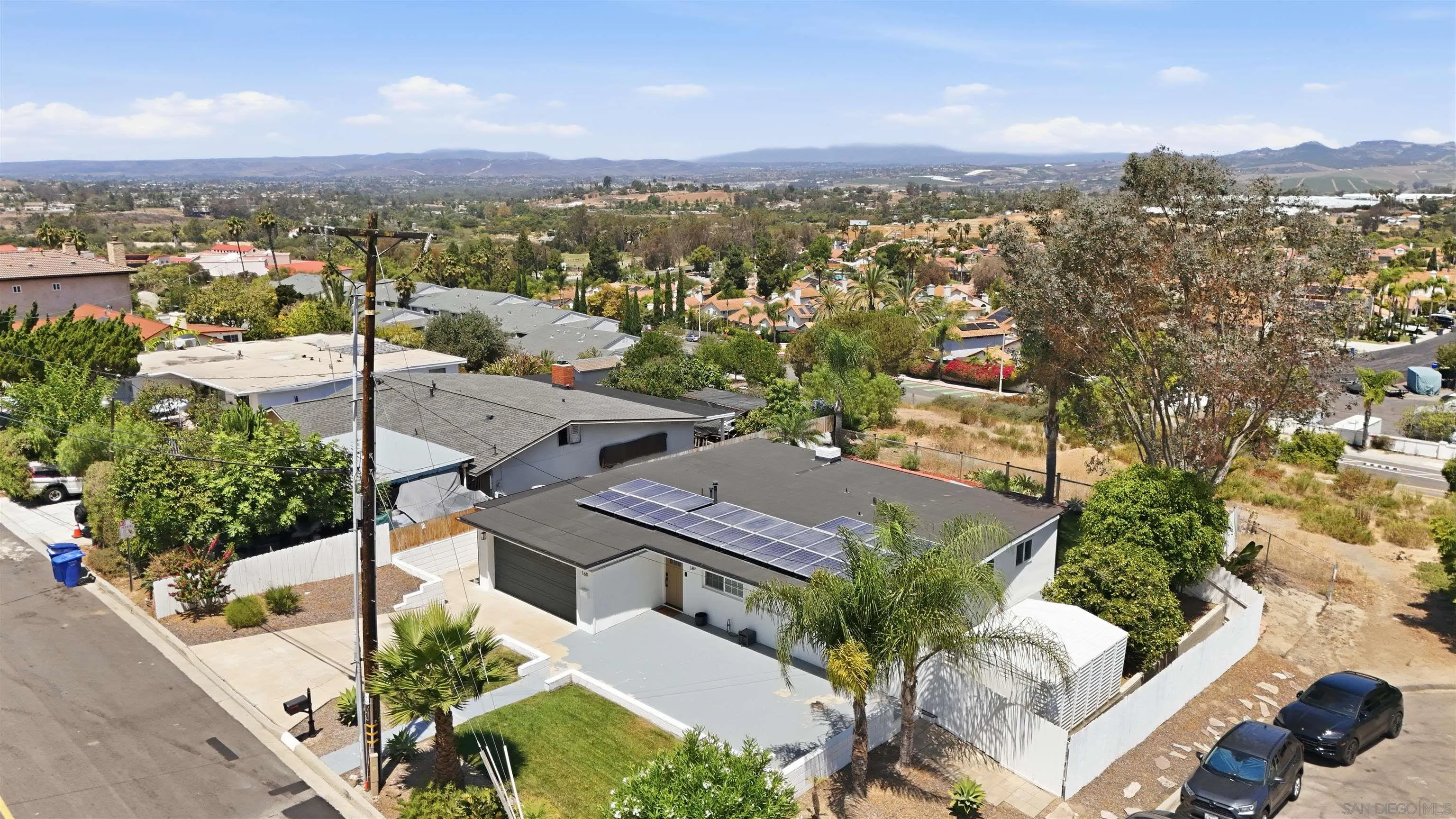 https://cdn.realtyfeed.com/cdn/127/260019694/846d355a61ba0d2b0b6bf1255cd6a6e8.webp