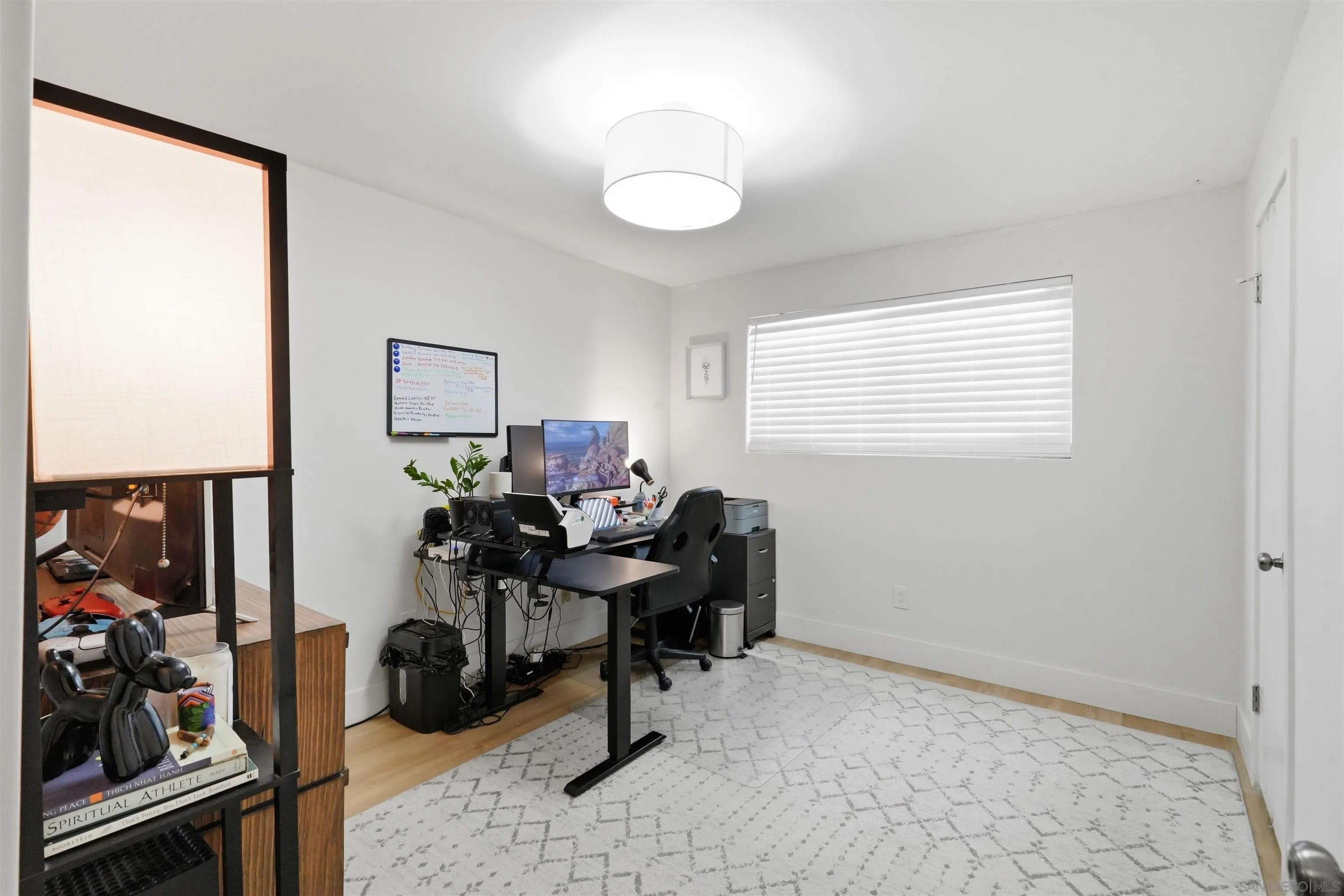 https://cdn.realtyfeed.com/cdn/127/260019694/92e5ccbde5aec501d74d96eb4cb4ec91.webp