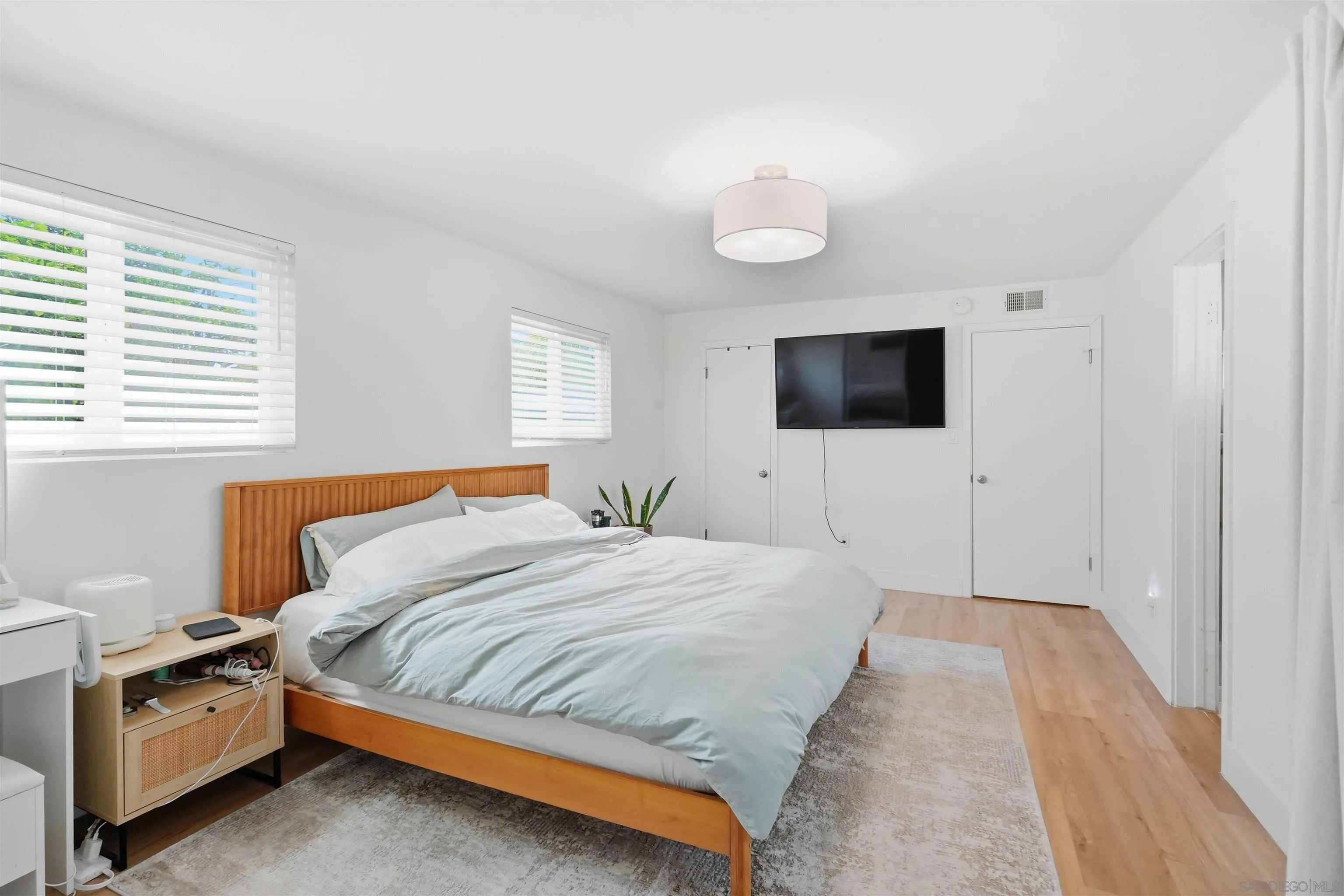 https://cdn.realtyfeed.com/cdn/127/260019694/bf646fd1ad511e02042dad66d1ac2eec.webp