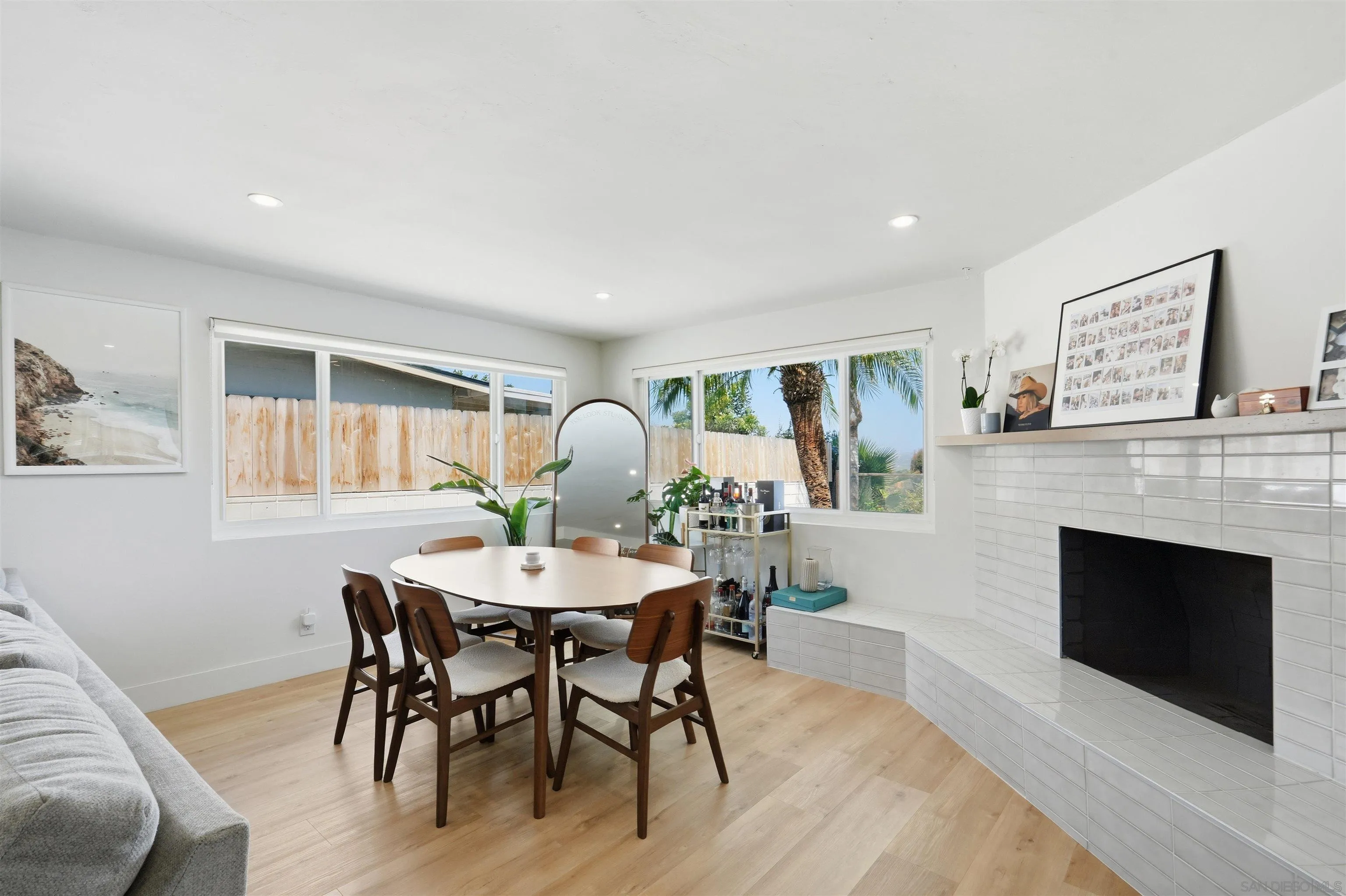 https://cdn.realtyfeed.com/cdn/127/260019694/d8cdcebc96c78ef55c8374a27958875b.webp