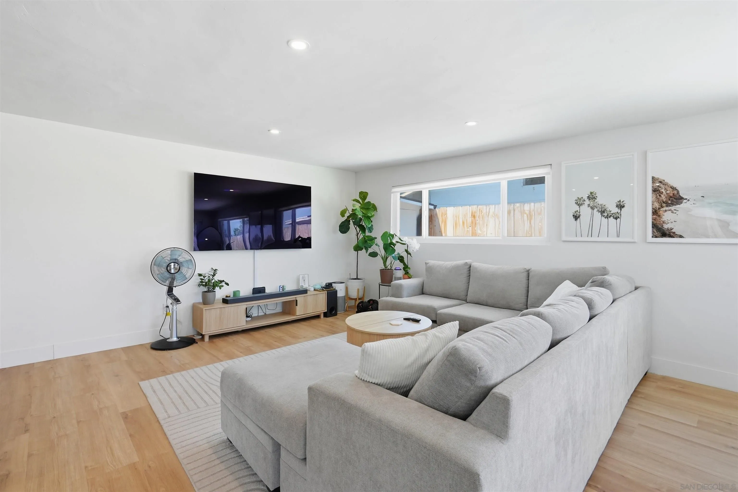 https://cdn.realtyfeed.com/cdn/127/260019694/fd531f886cc43e30f831368b063fb5d3.webp