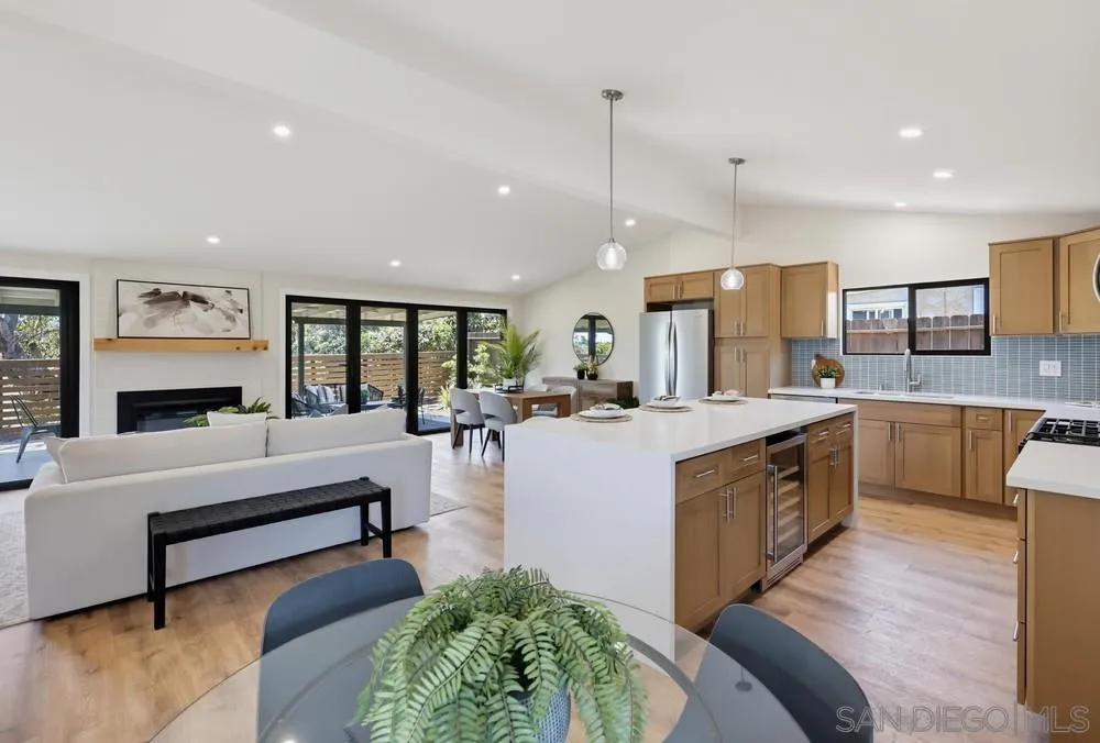 2564 Marathon, San Diego, CA 92123 - Photo 4 of 34, San Diego, CA