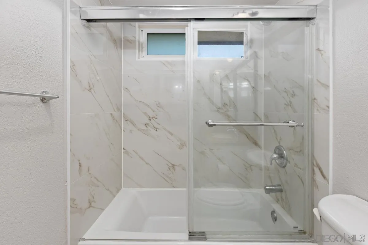 Photo #11: 2600197 Listing: Photo #11