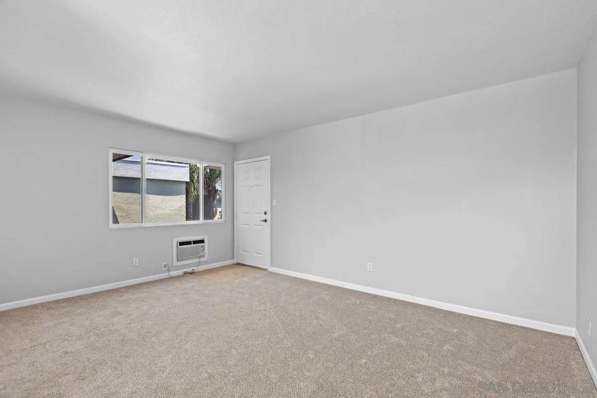 Photo #12: 2600197 Listing: Photo #12