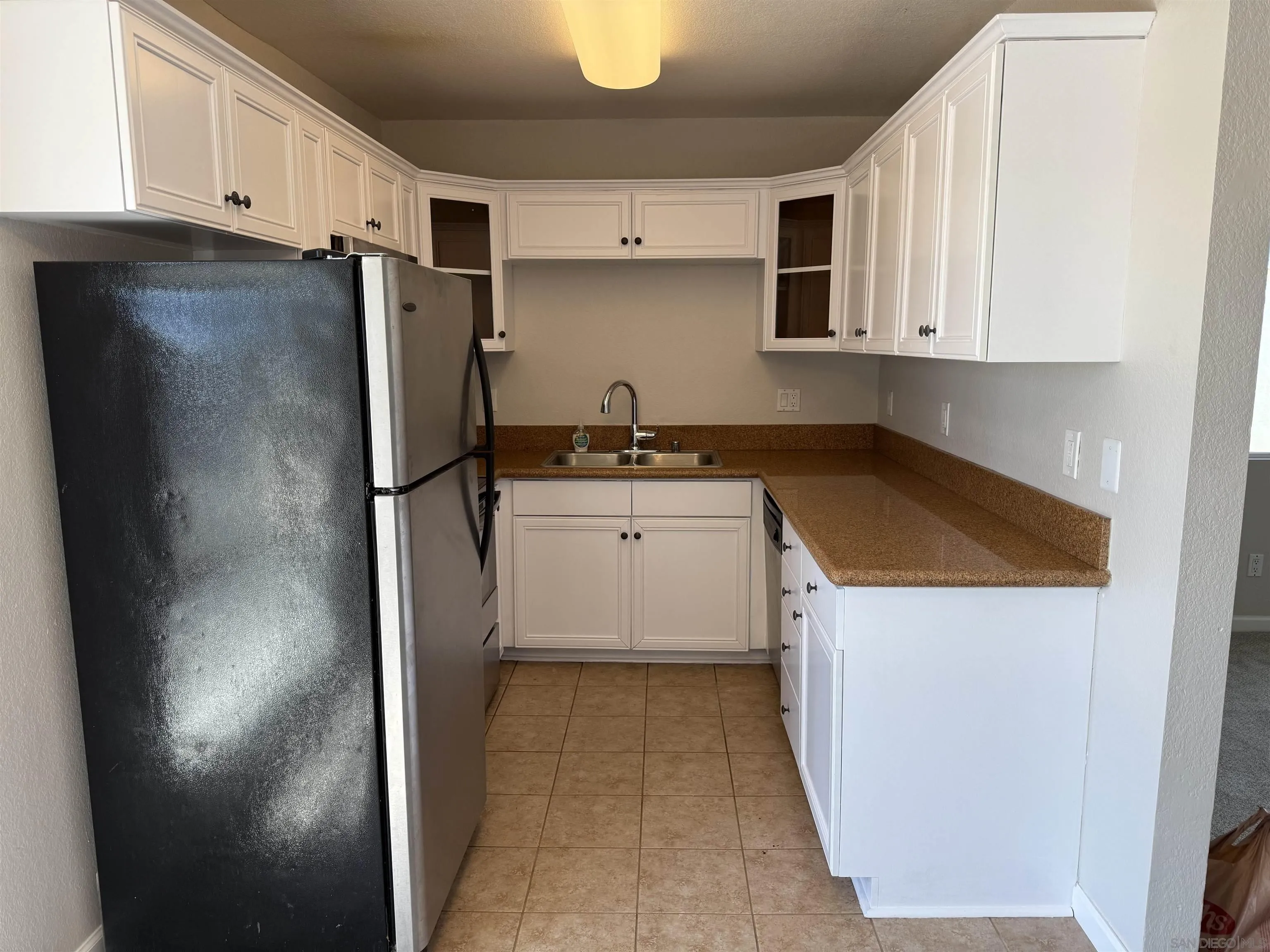 Photo #9: 2600197 Listing: Photo #9