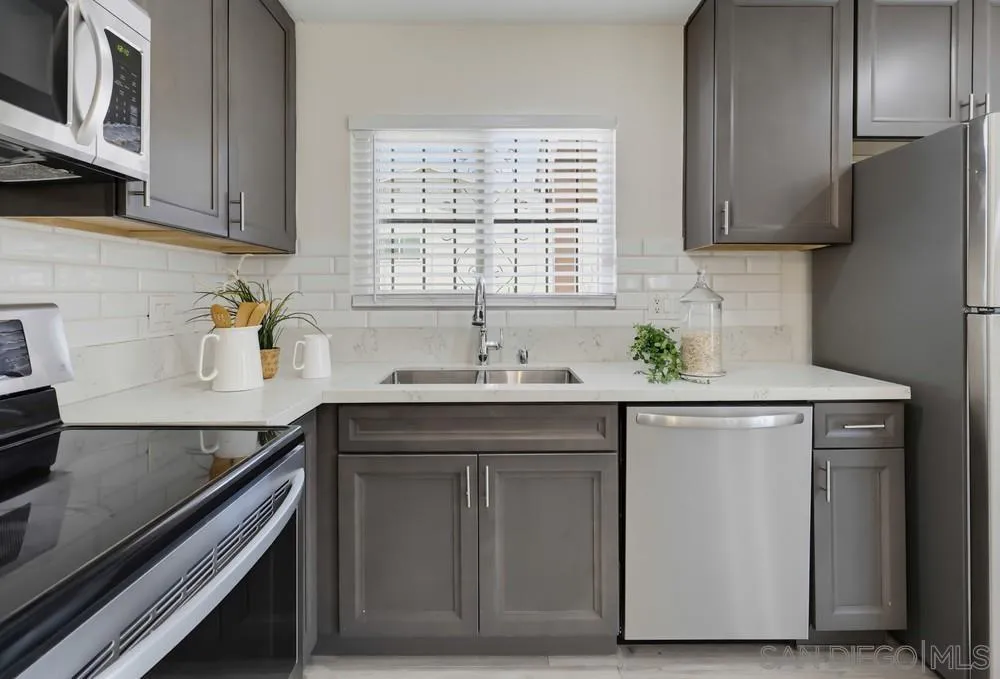 Photo #13: 260019702 Listing: Photo #13