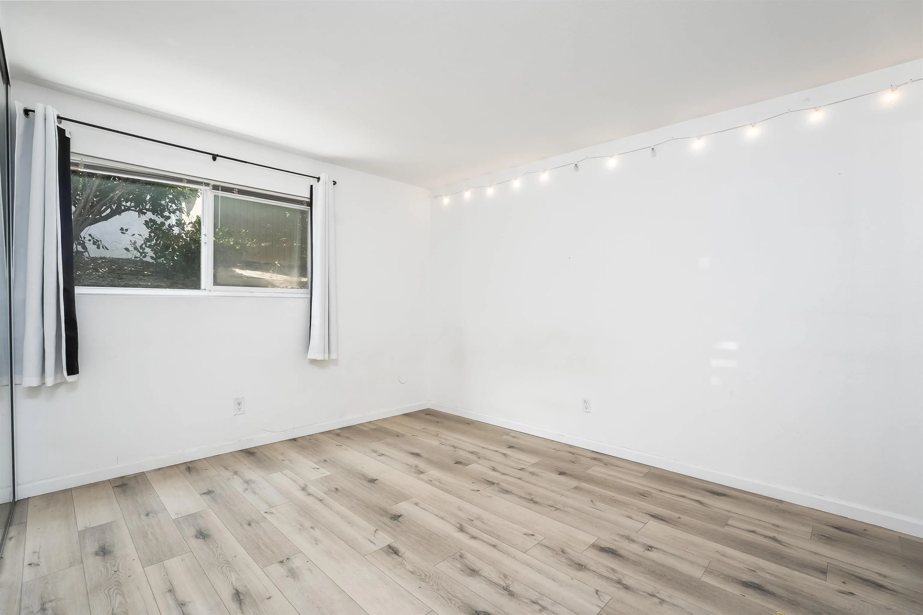 Photo #11: 260019706 Listing: Photo #11