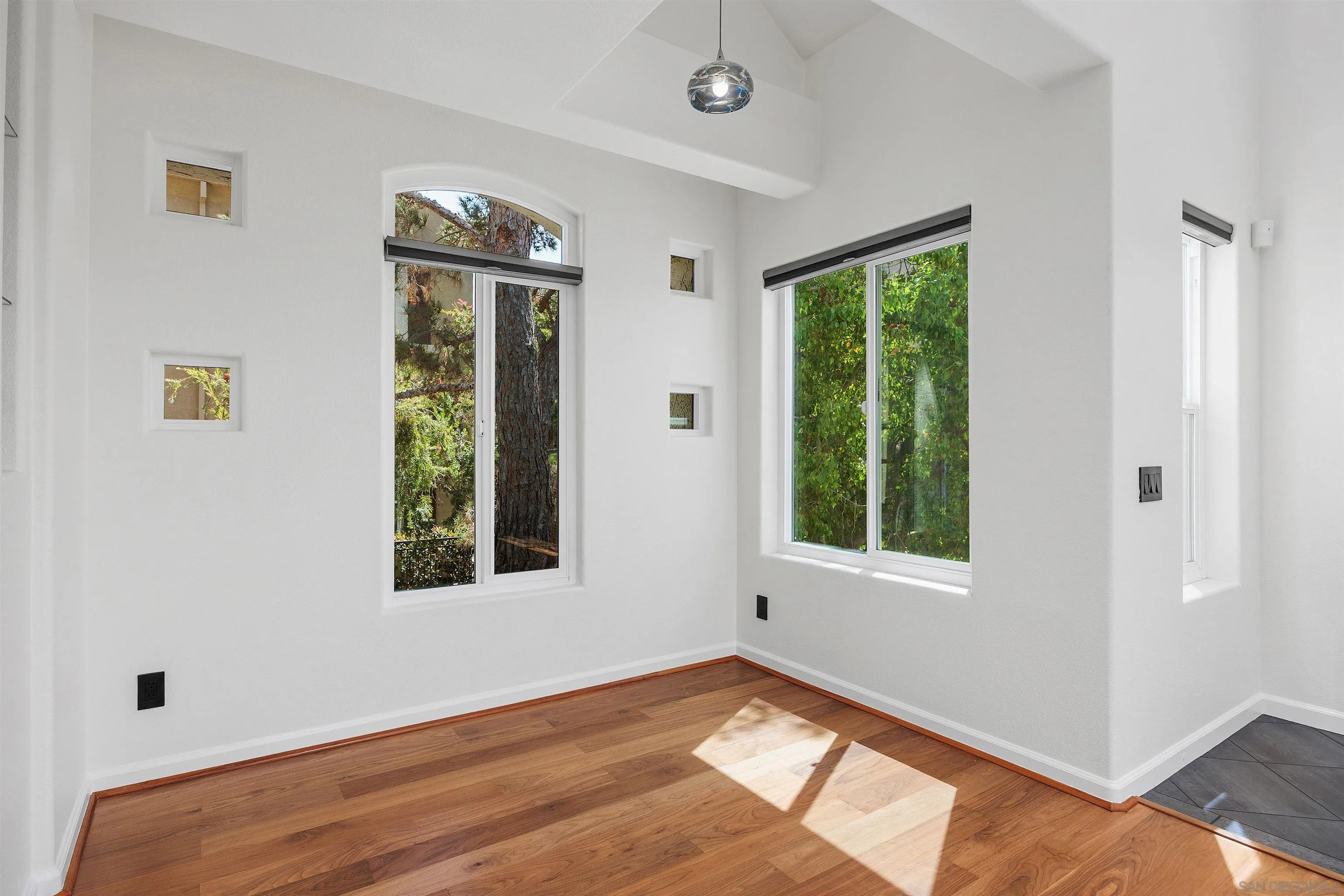 Photo #14: 260019708 Listing: Photo #14