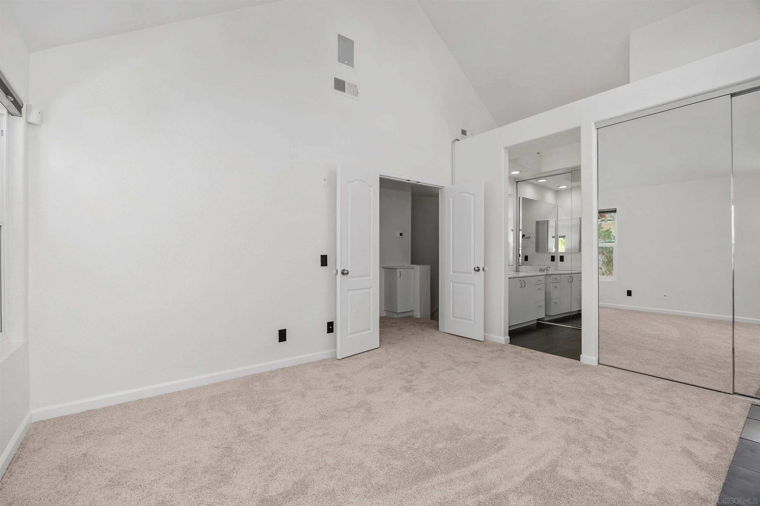 Photo #26: 260019708 Listing: Photo #26