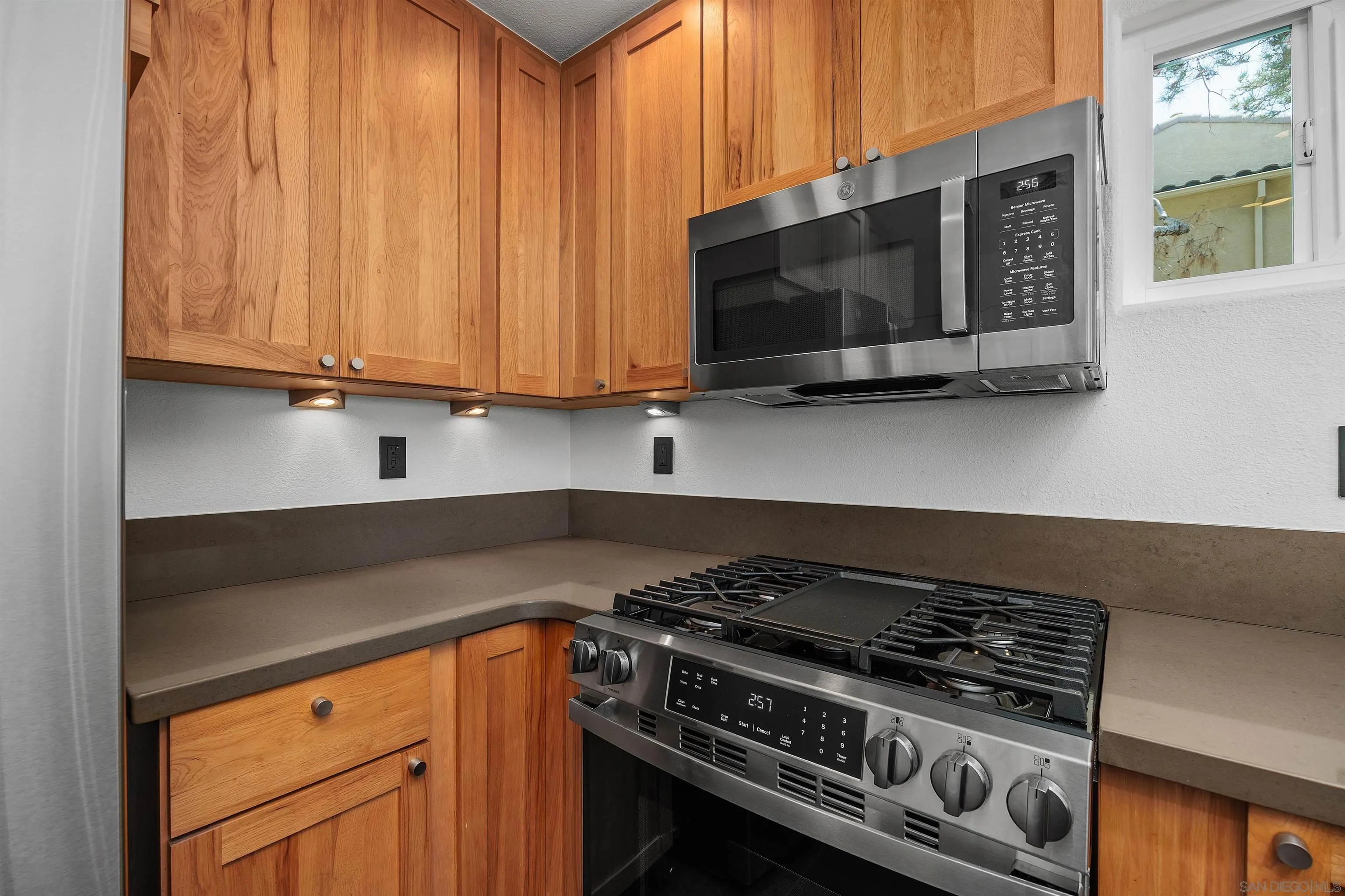 Photo #35: 260019708 Listing: Photo #35