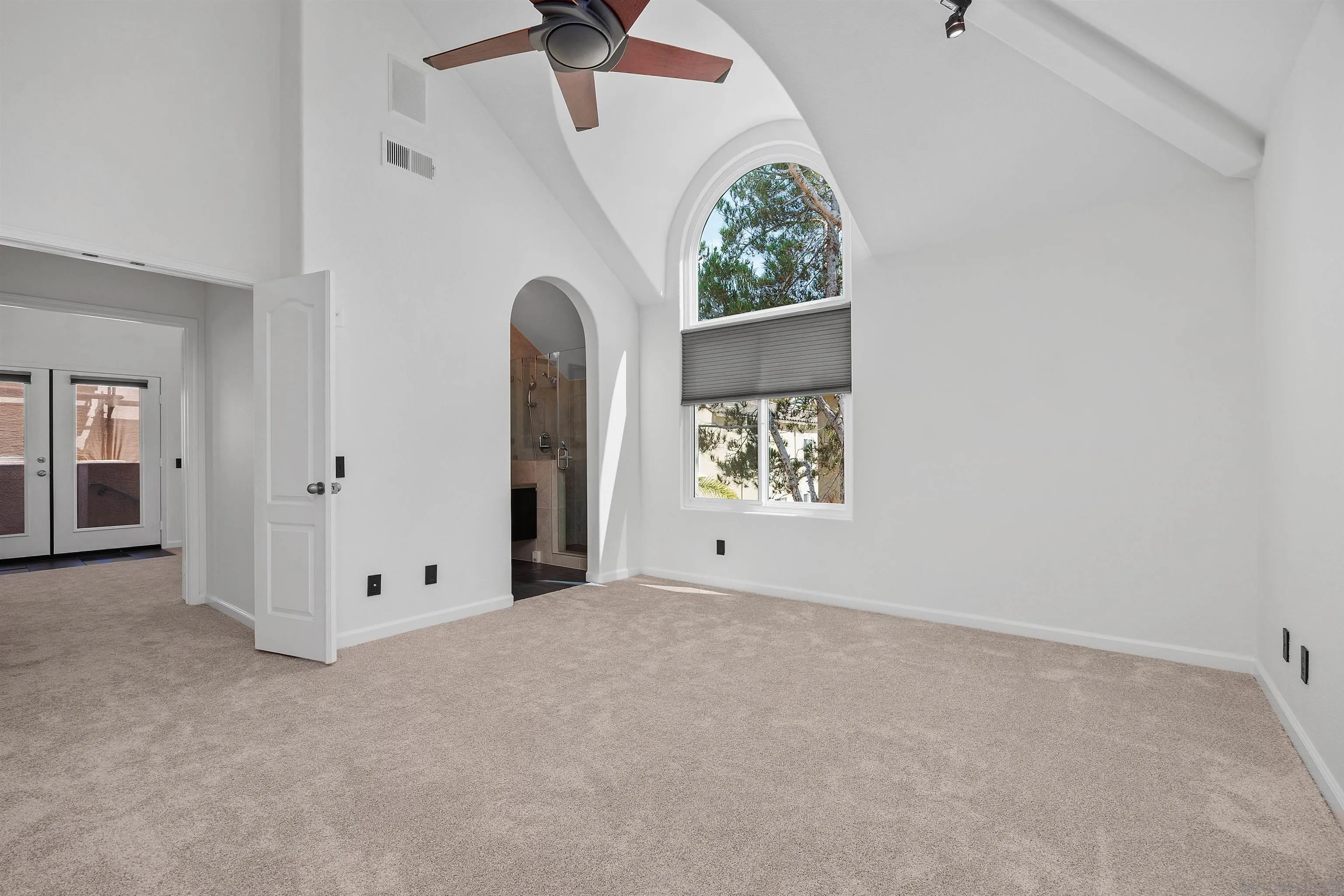 Photo #19: 260019708 Listing: Photo #19