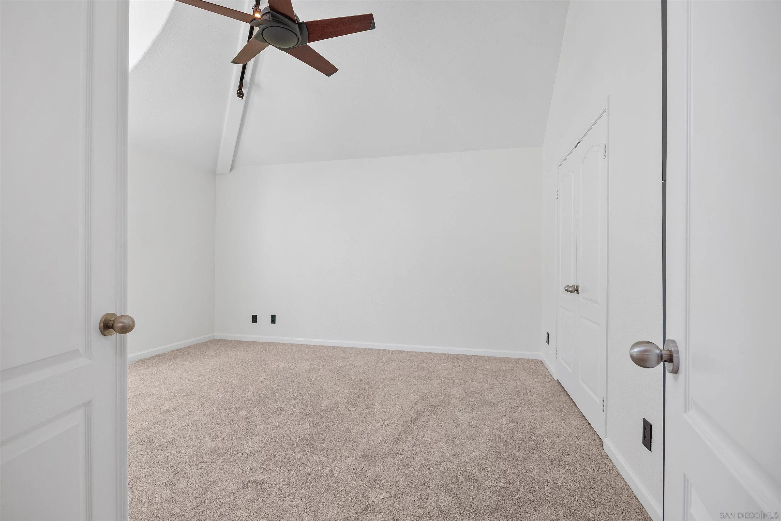 Photo #18: 260019708 Listing: Photo #18