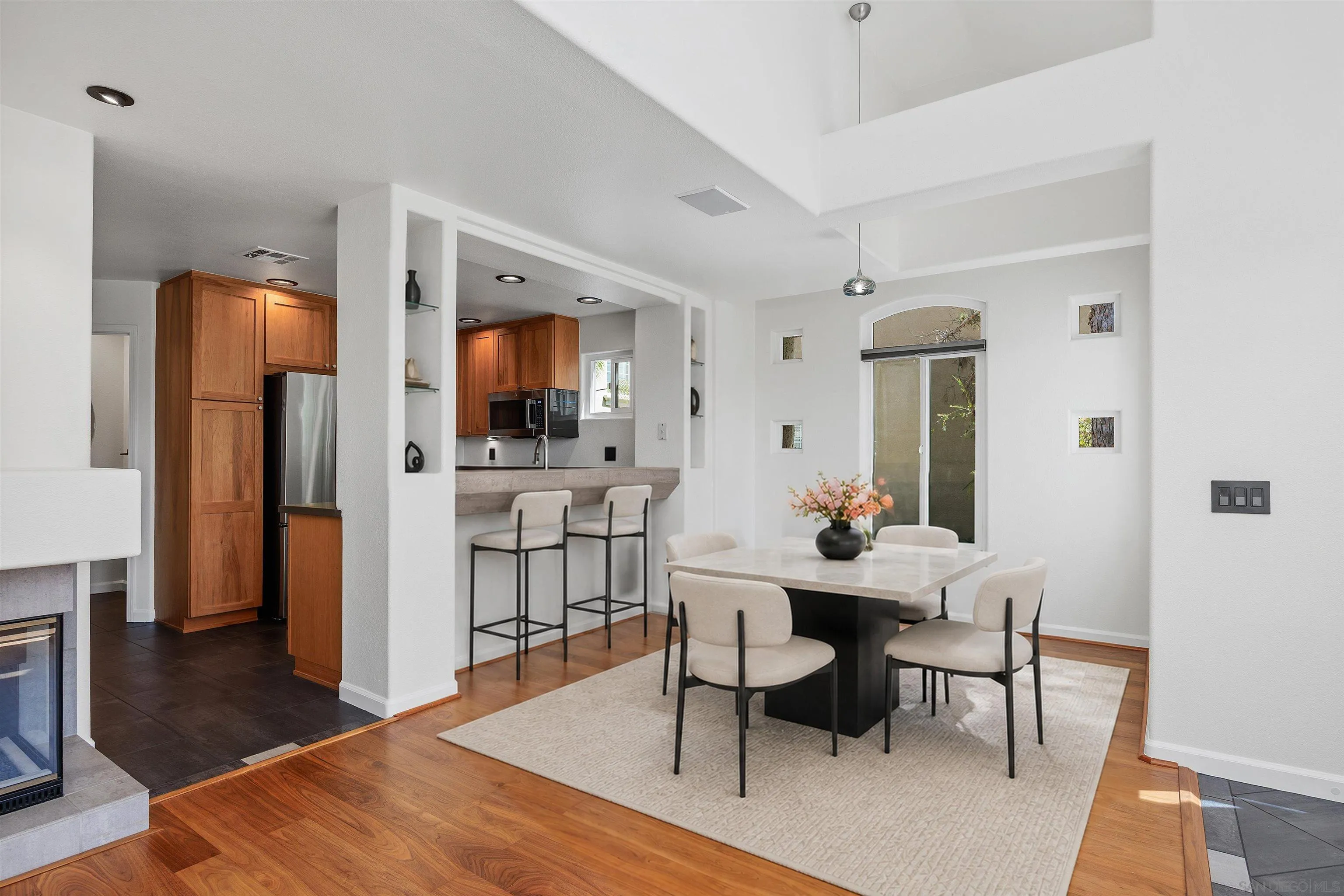Photo #5: 260019708 Listing: Photo #5