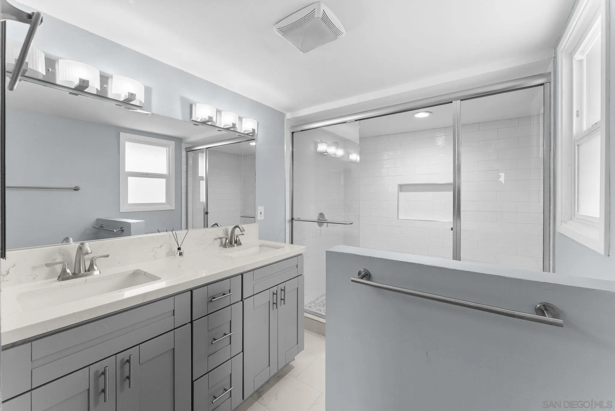 https://cdn.realtyfeed.com/cdn/127/260019714/0659c2fef1a6c0d3cc1acd7ac67aaa48.webp