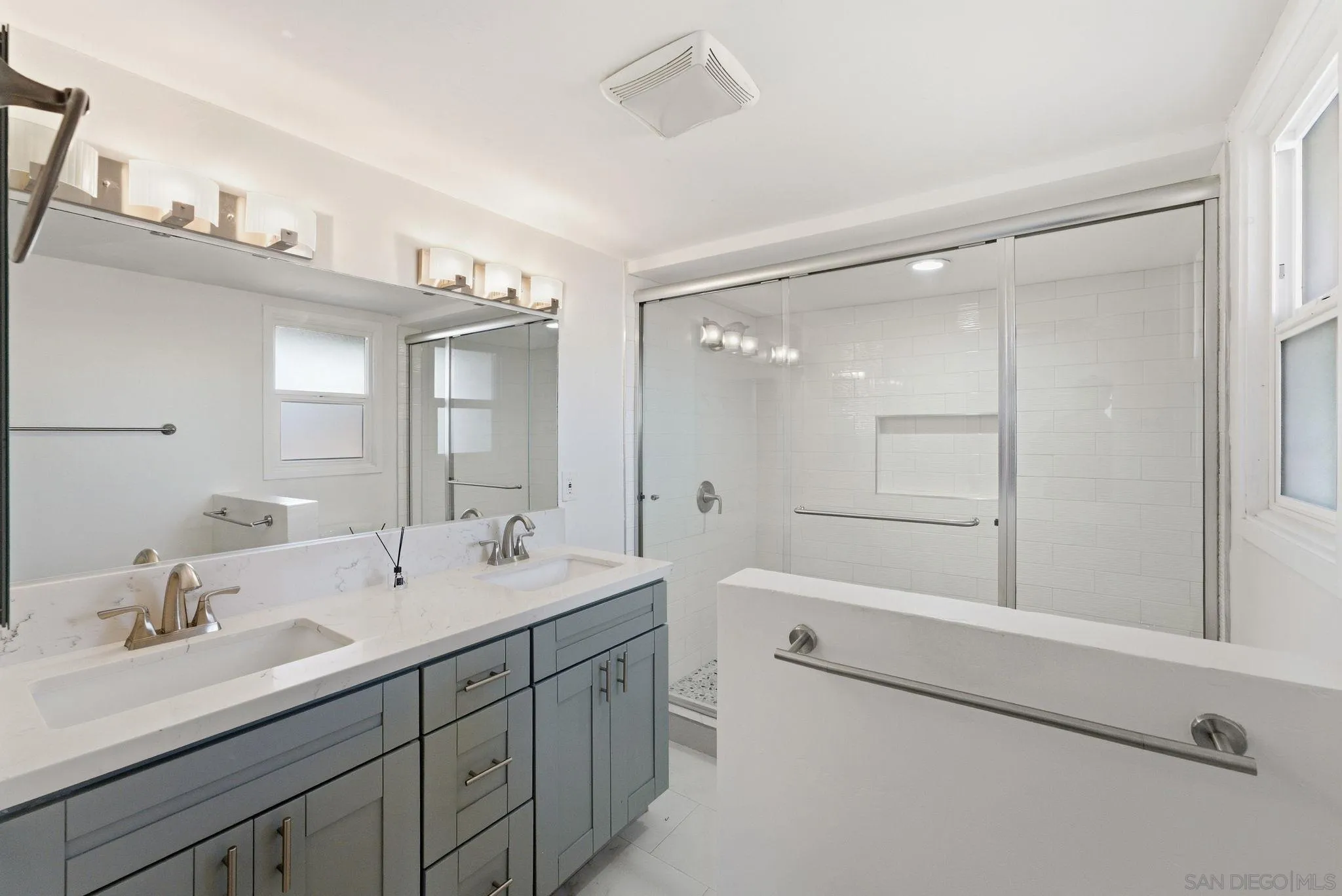 https://cdn.realtyfeed.com/cdn/127/260019714/62fed886b93f9b56caaaf075bff65d06.webp