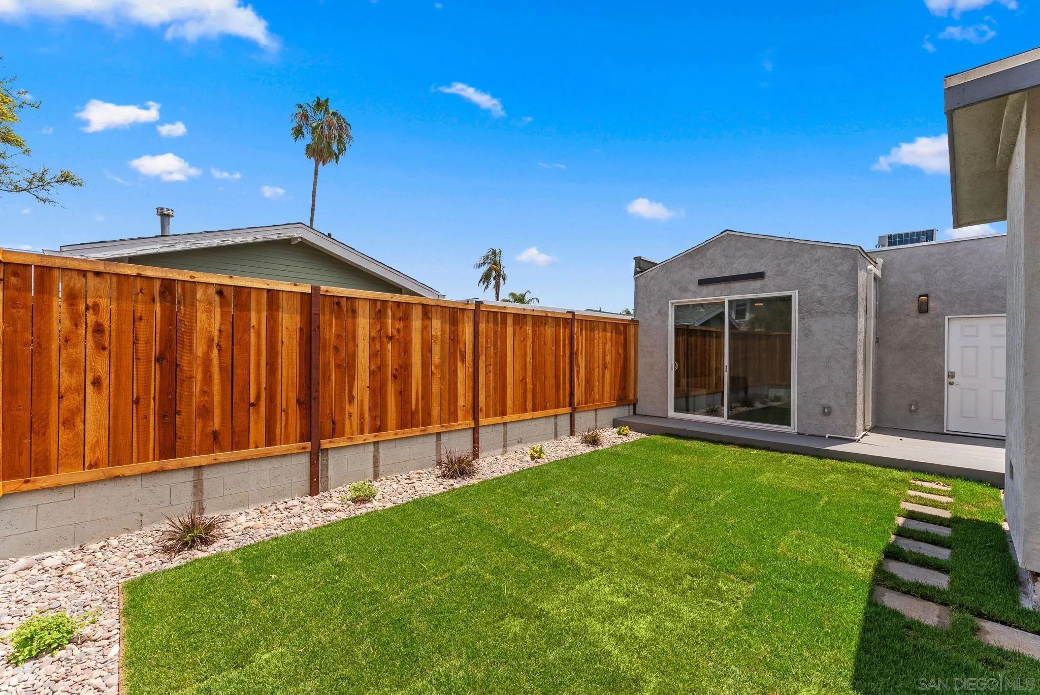 https://cdn.realtyfeed.com/cdn/127/260019714/8b232b5b81fc6733de93bdcb20ef8c48.webp