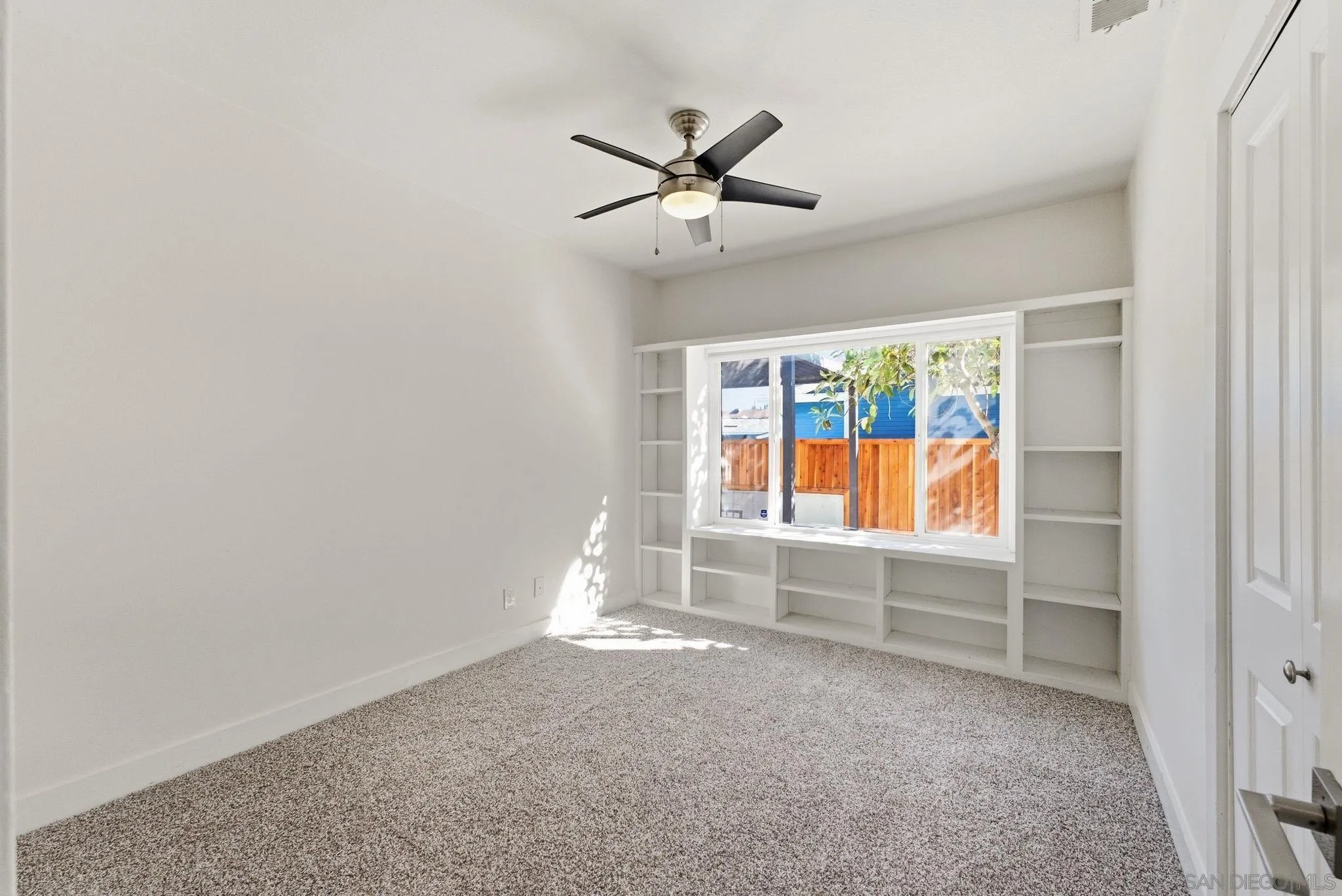 https://cdn.realtyfeed.com/cdn/127/260019714/cd3f76250201ddcb34ba53ae2387e90a.webp
