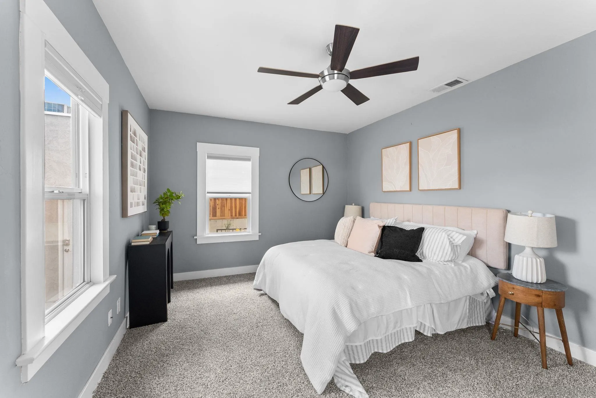 https://cdn.realtyfeed.com/cdn/127/260019714/d5580c9c6298f728abb8c8aff74112f3.webp