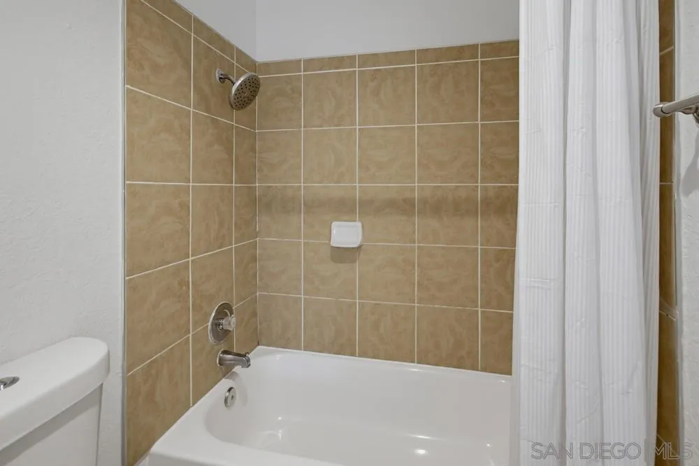 Photo #11: 260019720 Listing: Photo #11