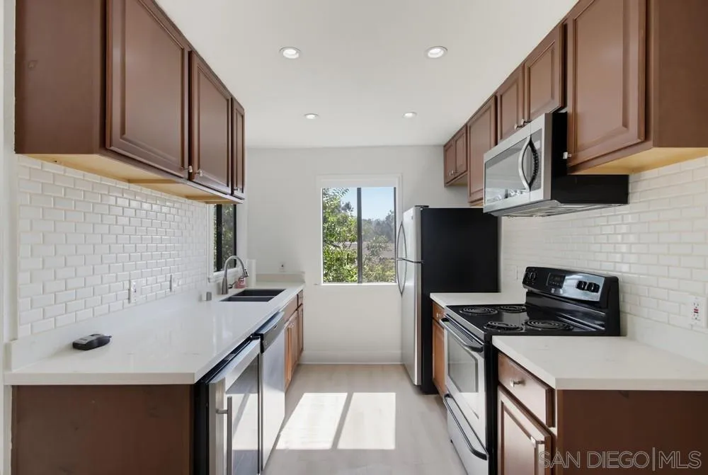 Photo #6: 260019720 Listing: Photo #6