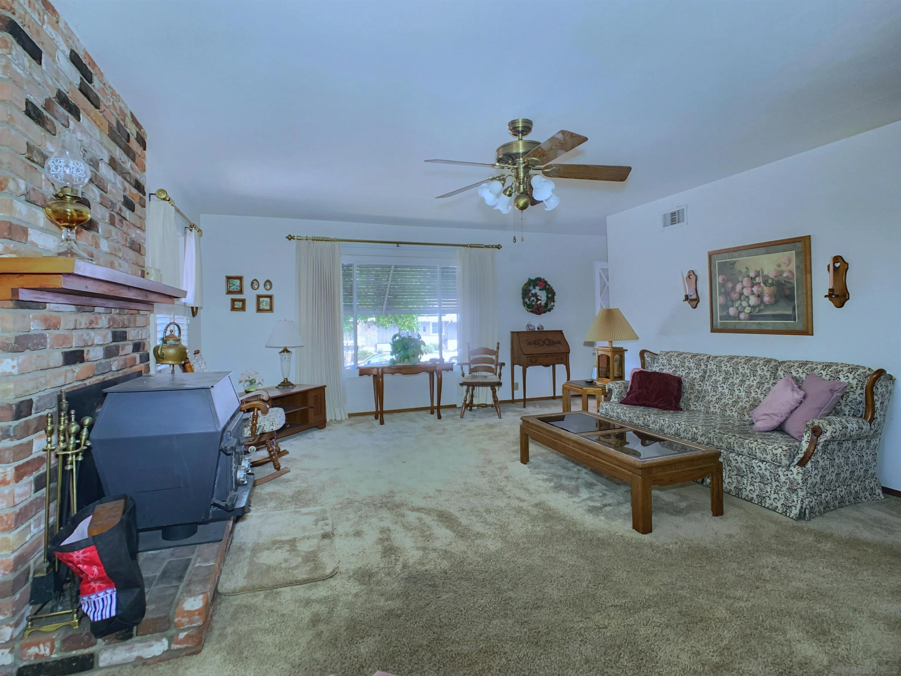 https://cdn.realtyfeed.com/cdn/127/260019721/67db2ca9075290da7ce39d50e419b0ce.webp