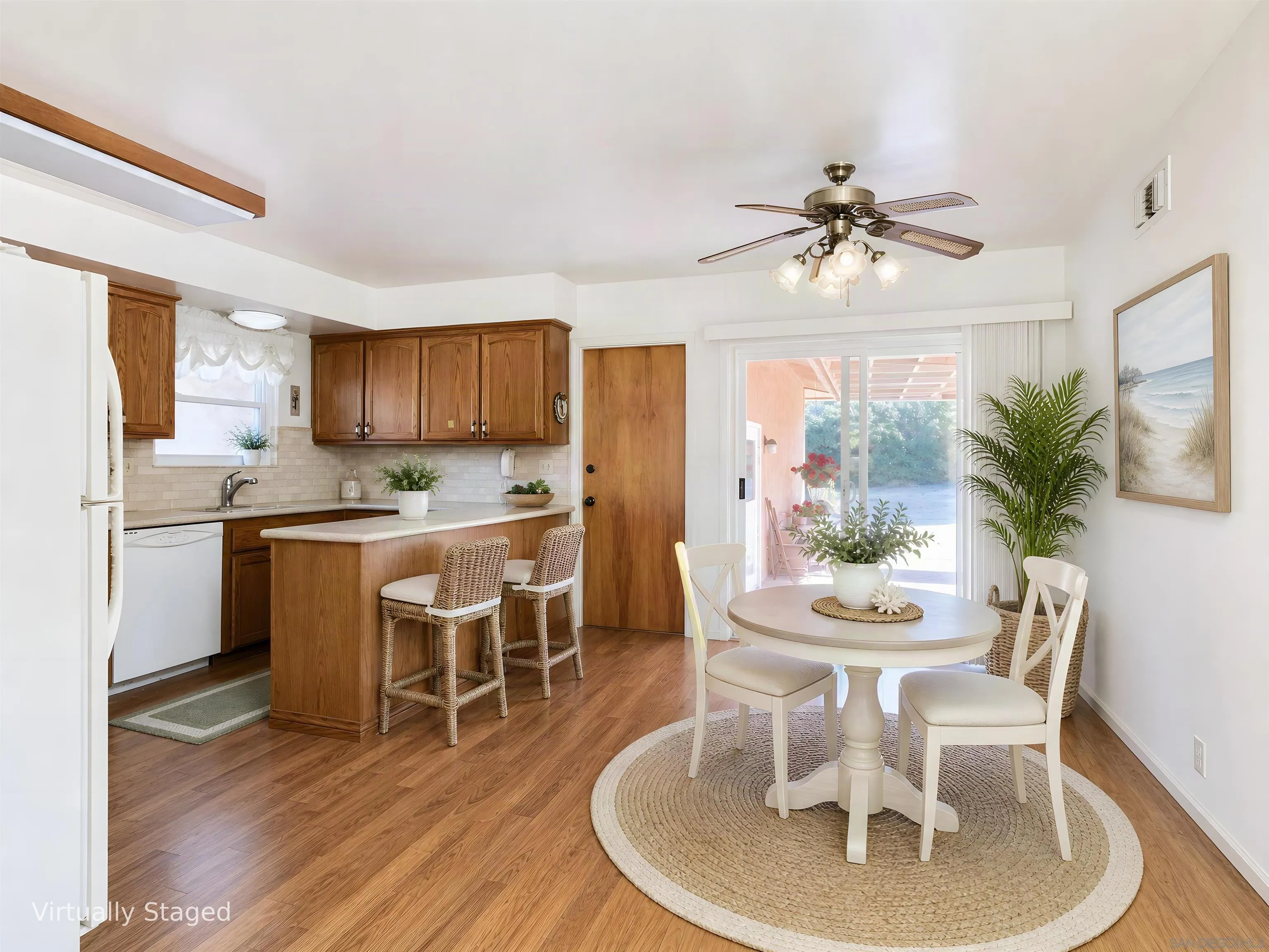 https://cdn.realtyfeed.com/cdn/127/260019721/70abacae14d29e37e7de9cecd91d331b.webp